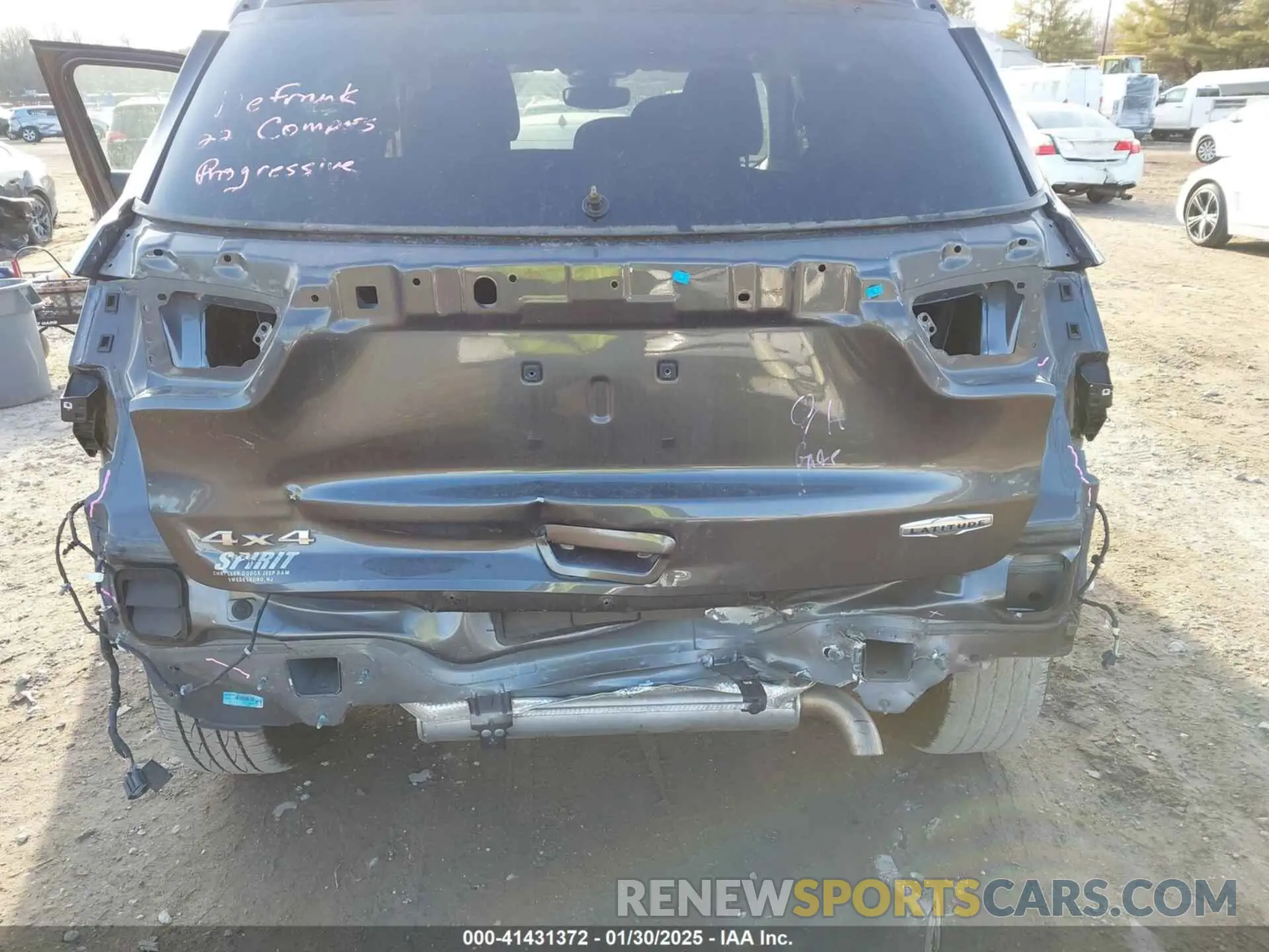 6 Photograph of a damaged car 3C4NJDBB7NT123913 JEEP COMPASS 2022