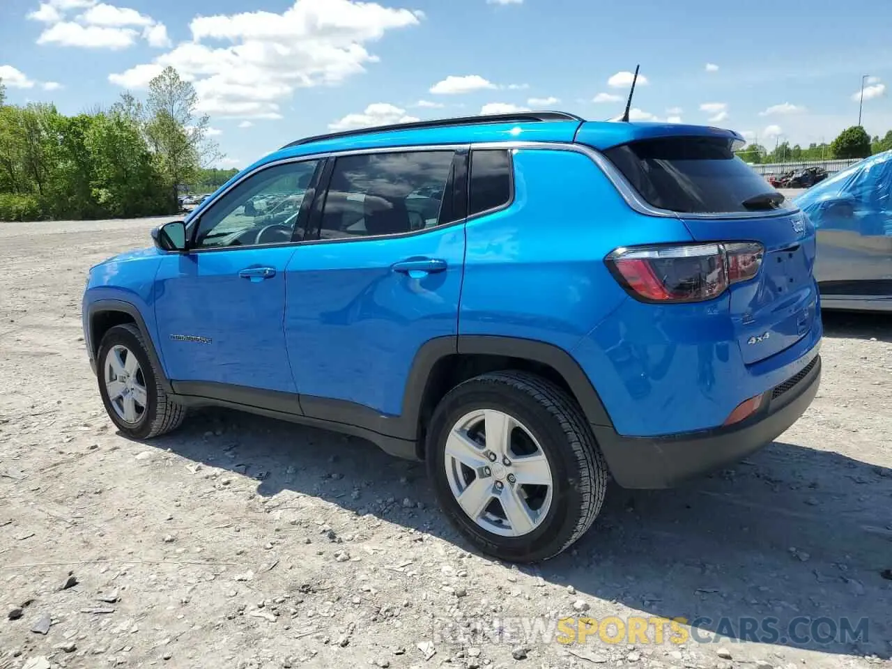 2 Photograph of a damaged car 3C4NJDBB7NT127413 JEEP COMPASS 2022