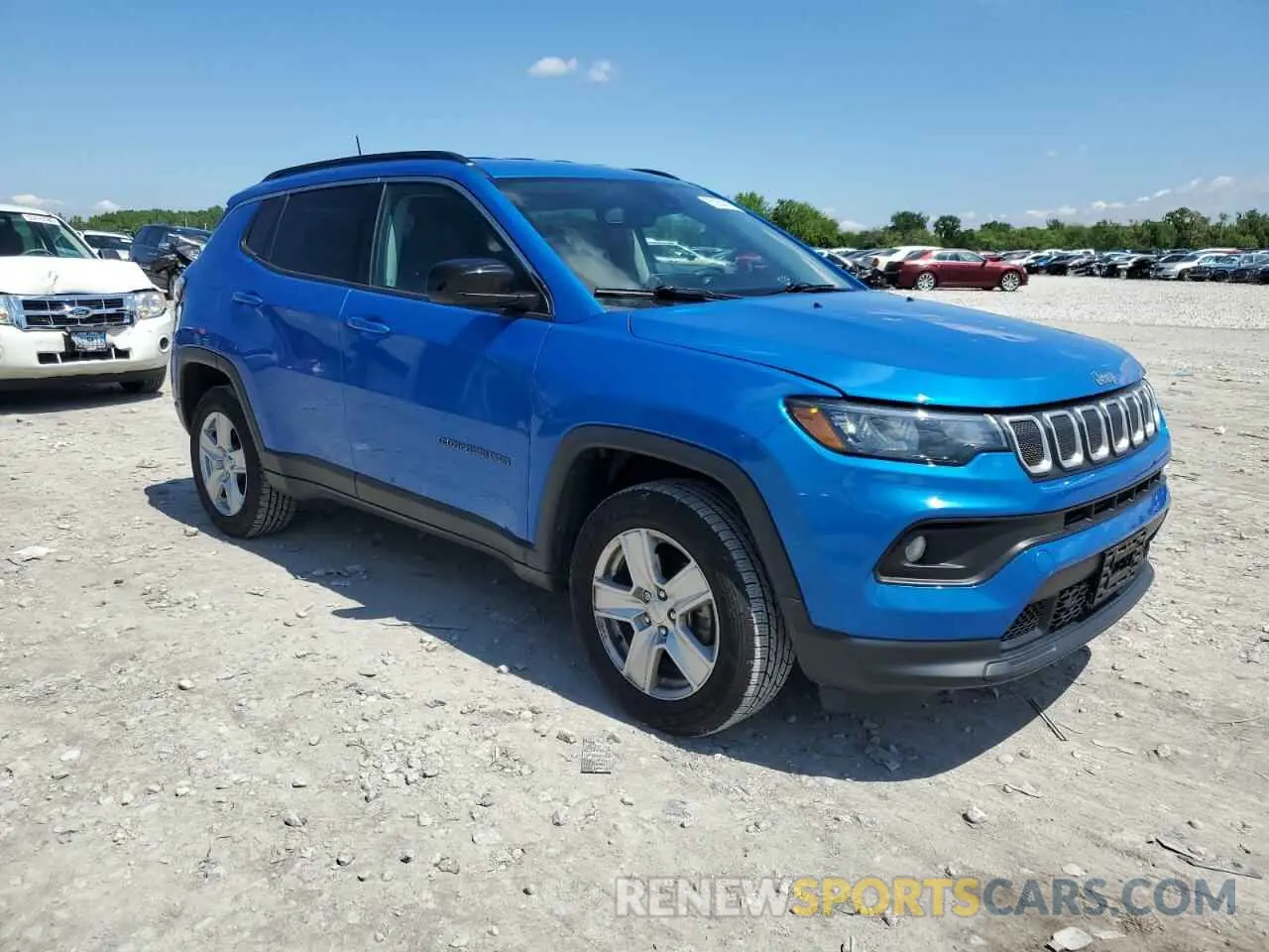 4 Photograph of a damaged car 3C4NJDBB7NT127413 JEEP COMPASS 2022