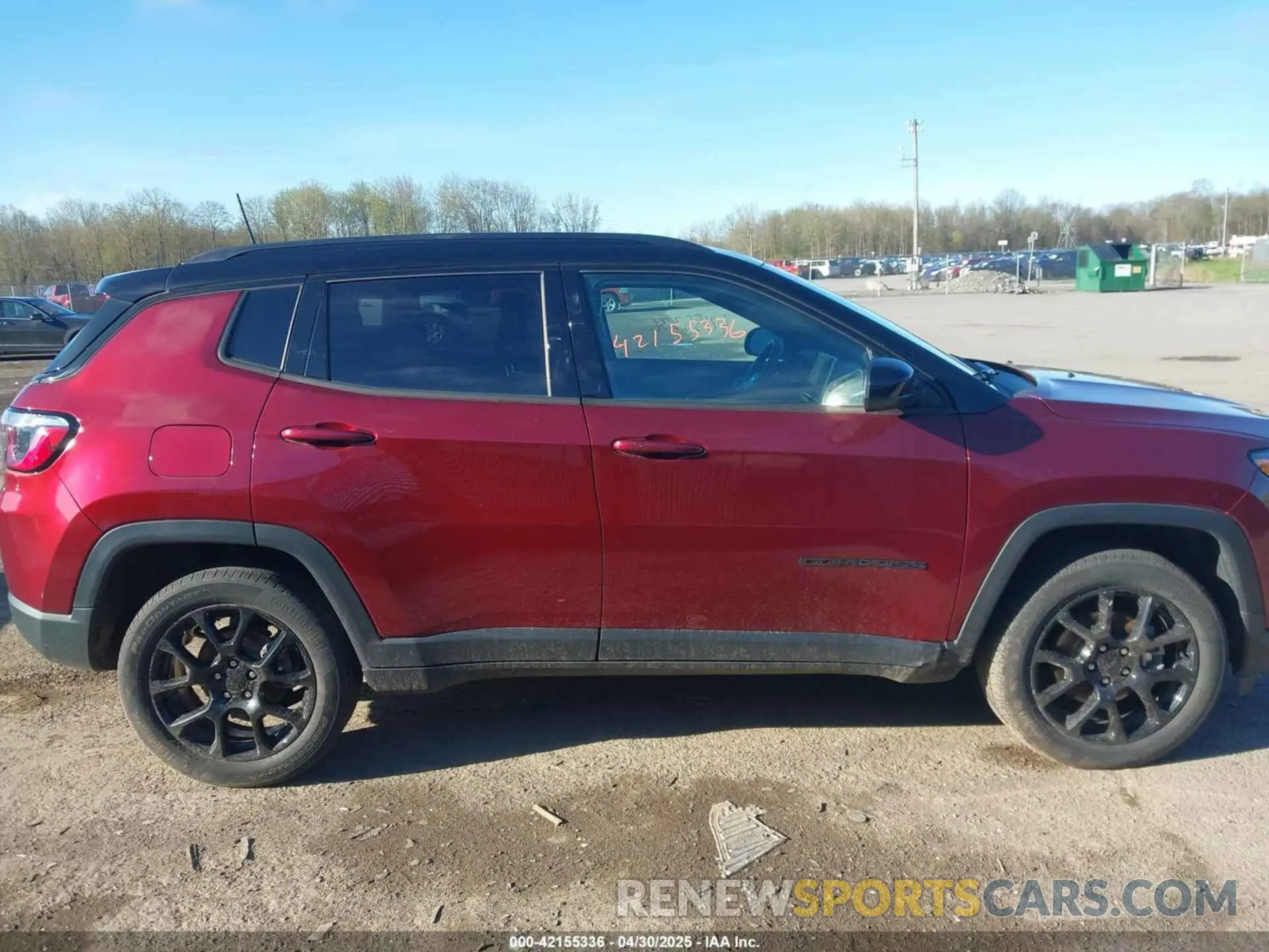 13 Photograph of a damaged car 3C4NJDBB8NT184607 JEEP COMPASS 2022