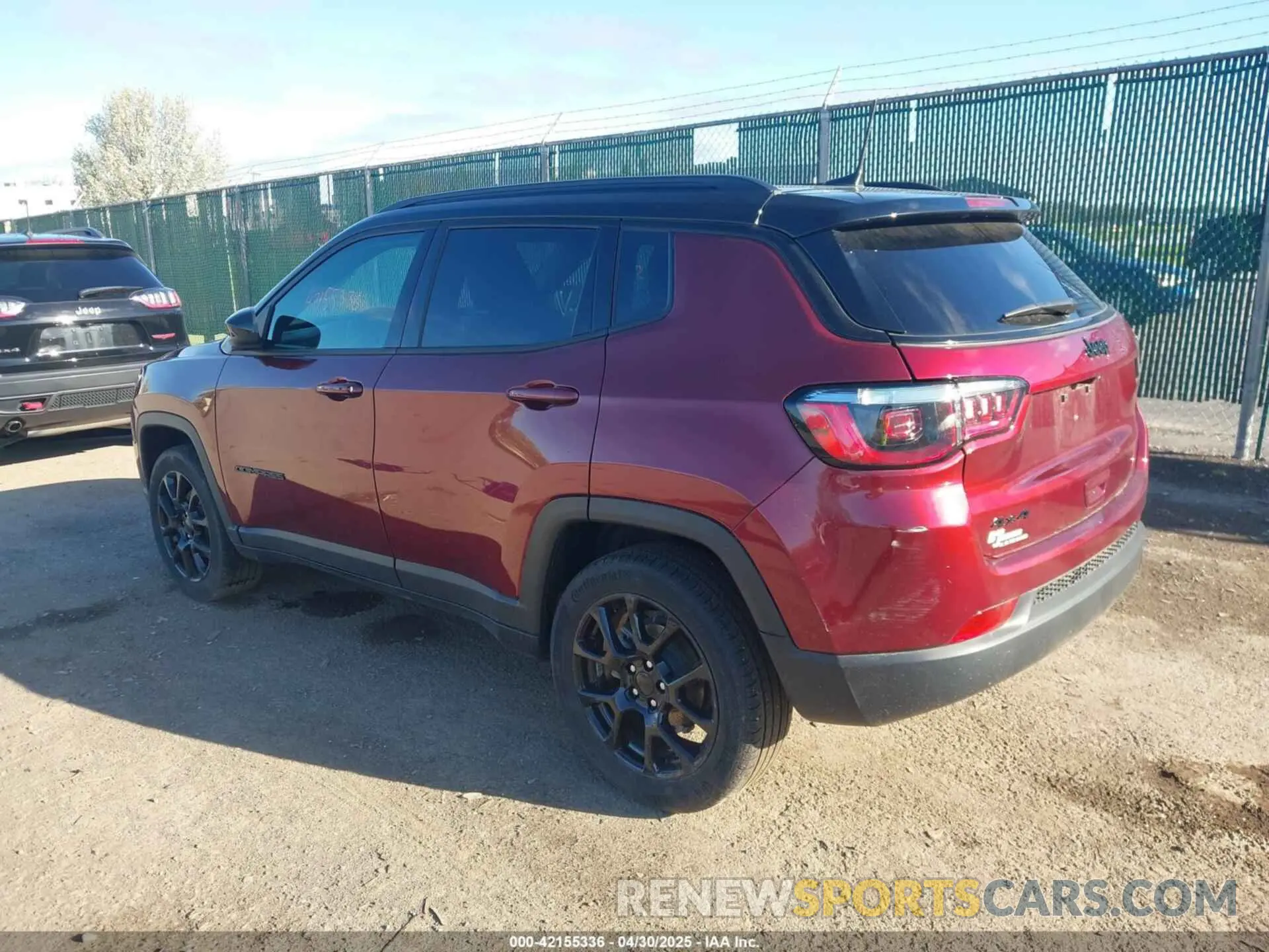 3 Photograph of a damaged car 3C4NJDBB8NT184607 JEEP COMPASS 2022