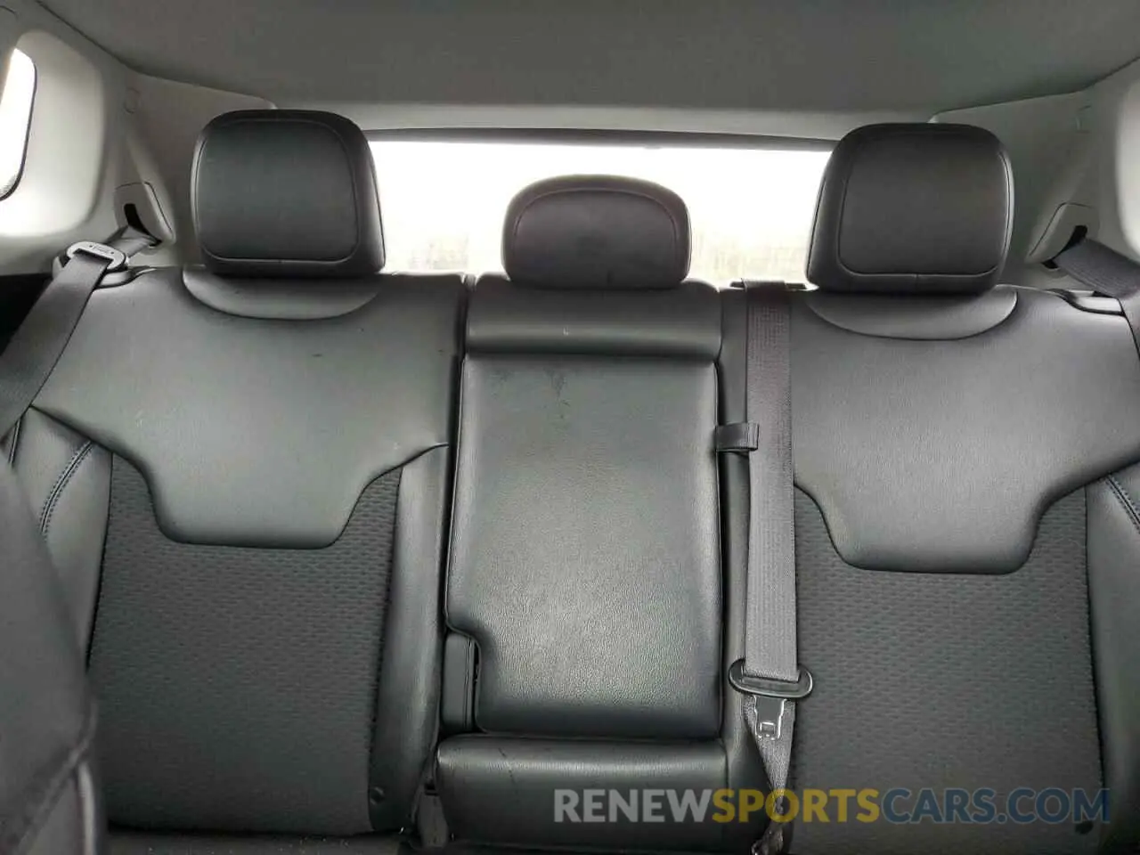 10 Фотография поврежденного автомобиля 3C4NJDBB8NT216102 JEEP COMPASS 2022