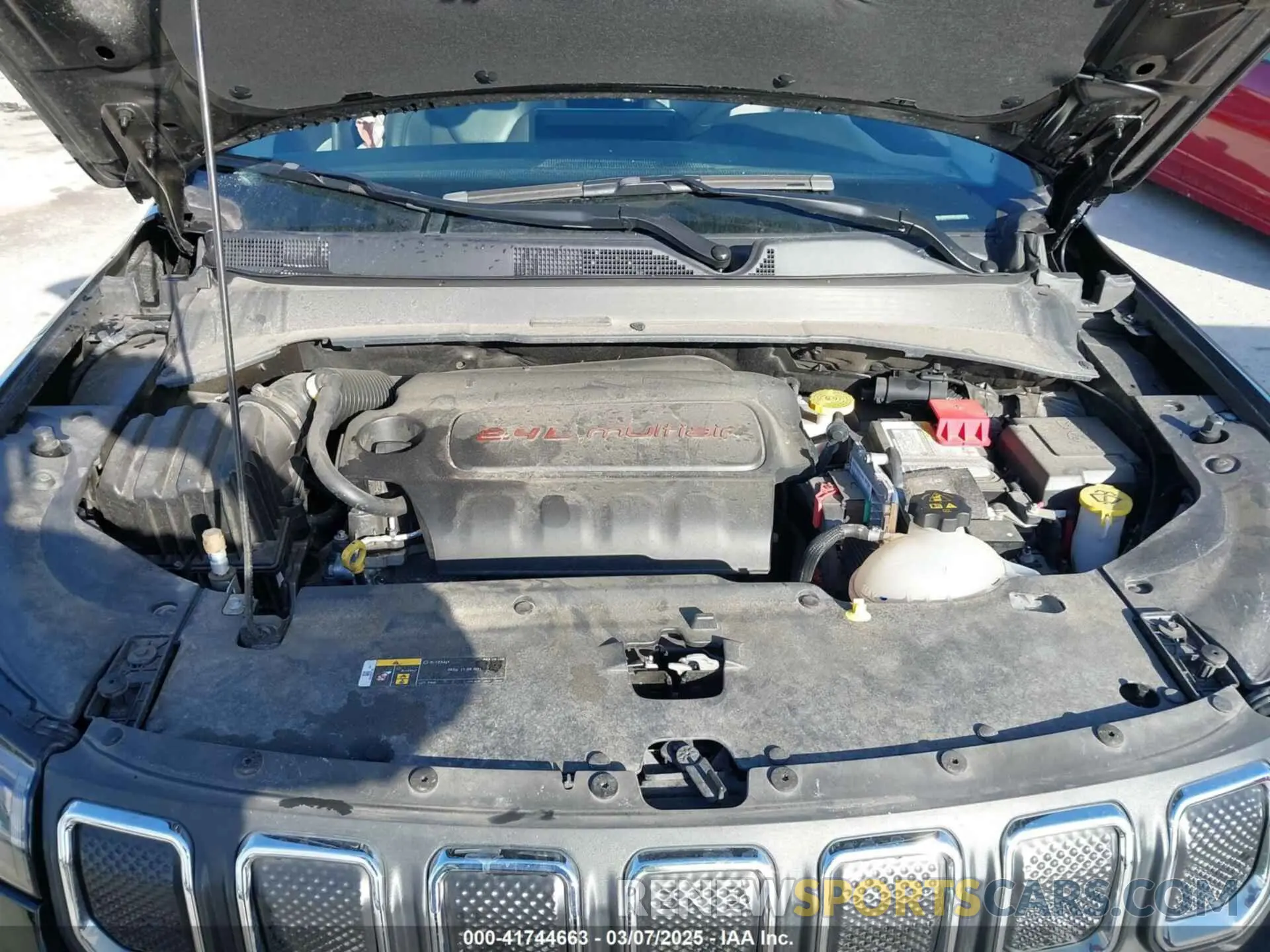 10 Photograph of a damaged car 3C4NJDBB9NT210065 JEEP COMPASS 2022