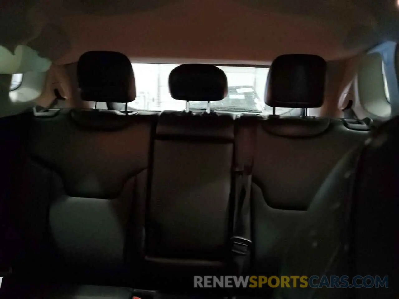 10 Photograph of a damaged car 3C4NJDCB0NT103601 JEEP COMPASS 2022