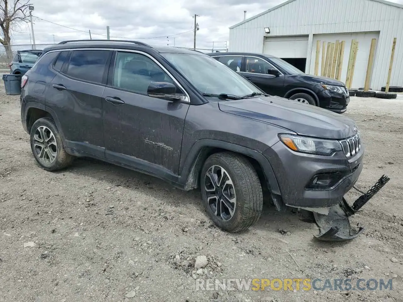 4 Photograph of a damaged car 3C4NJDCB0NT105364 JEEP COMPASS 2022