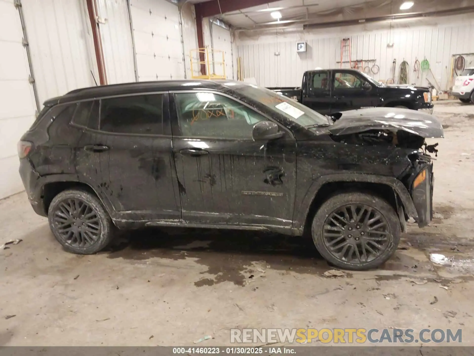 13 Photograph of a damaged car 3C4NJDCB0NT173650 JEEP COMPASS 2022
