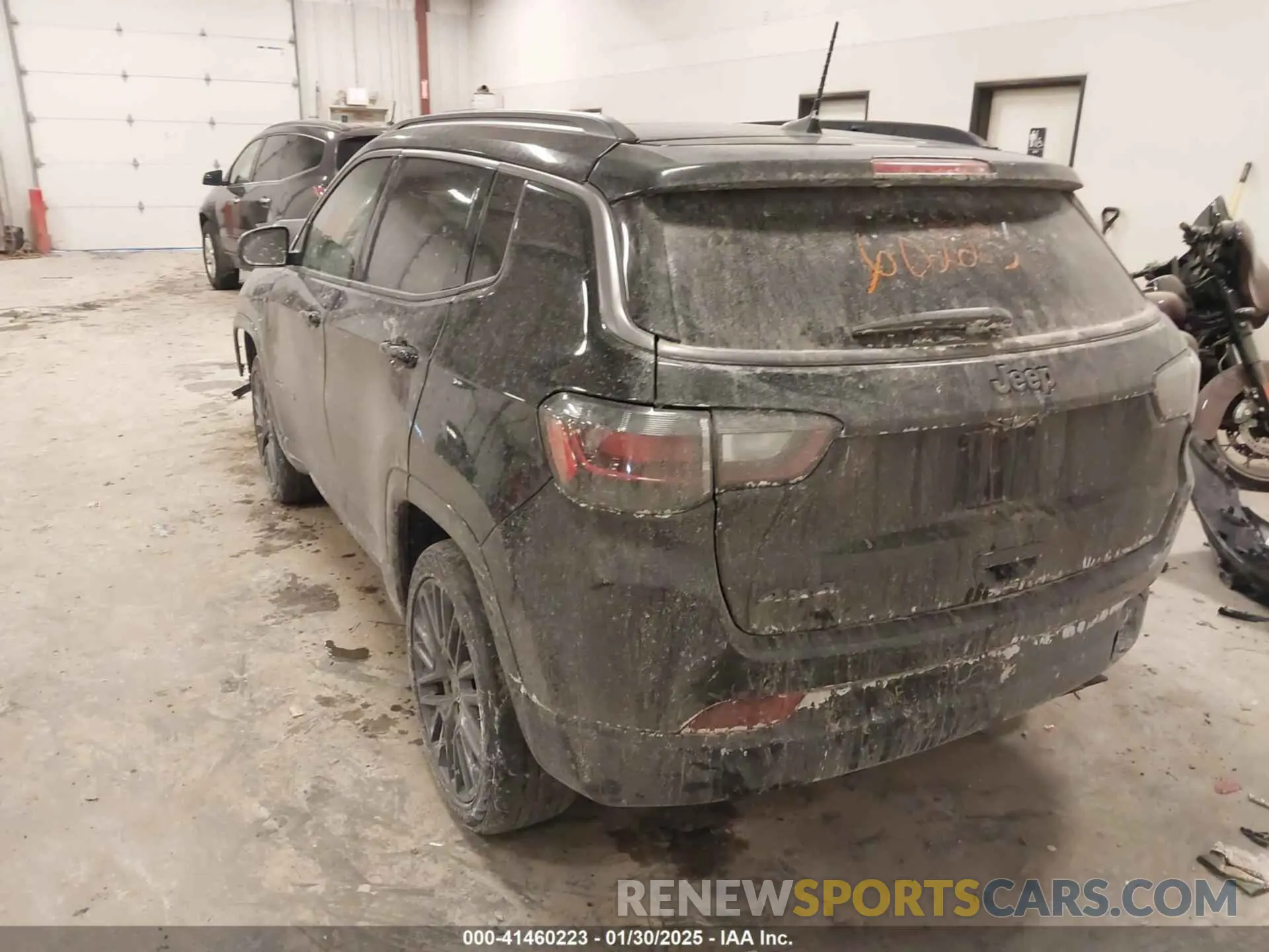 3 Photograph of a damaged car 3C4NJDCB0NT173650 JEEP COMPASS 2022