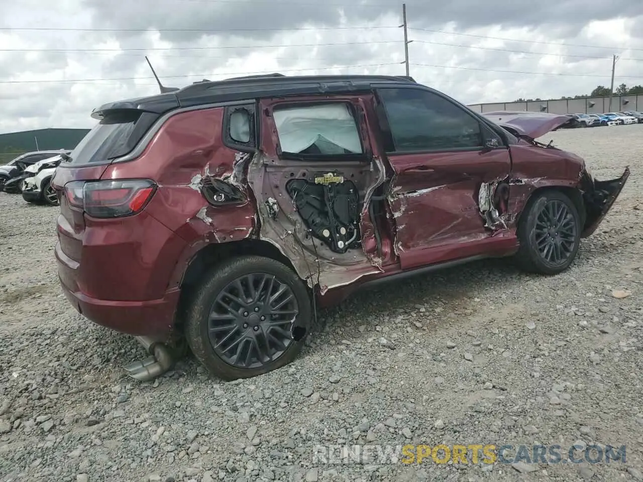 3 Photograph of a damaged car 3C4NJDCB0NT178556 JEEP COMPASS 2022