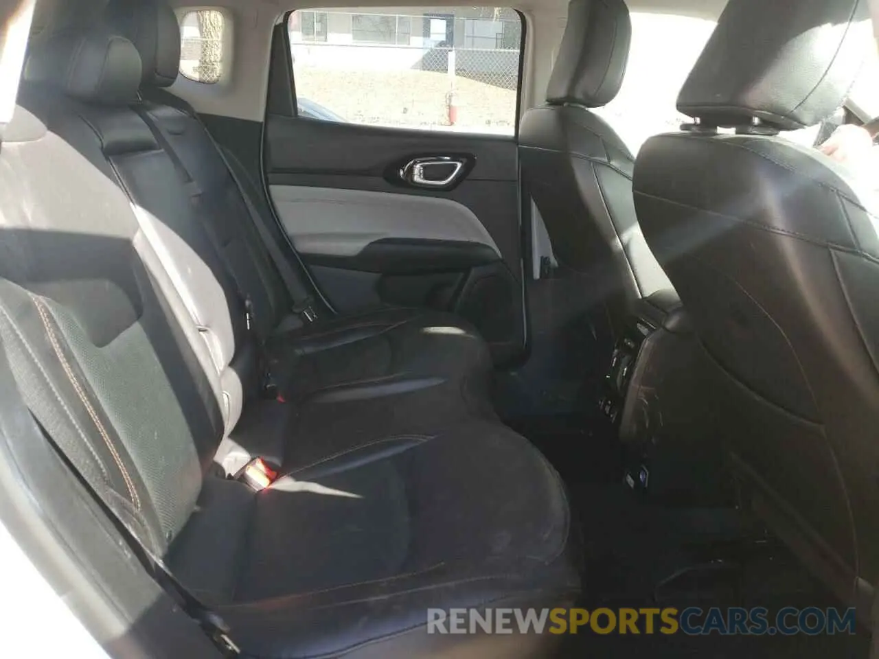 11 Фотография поврежденного автомобиля 3C4NJDCB0NT211992 JEEP COMPASS 2022