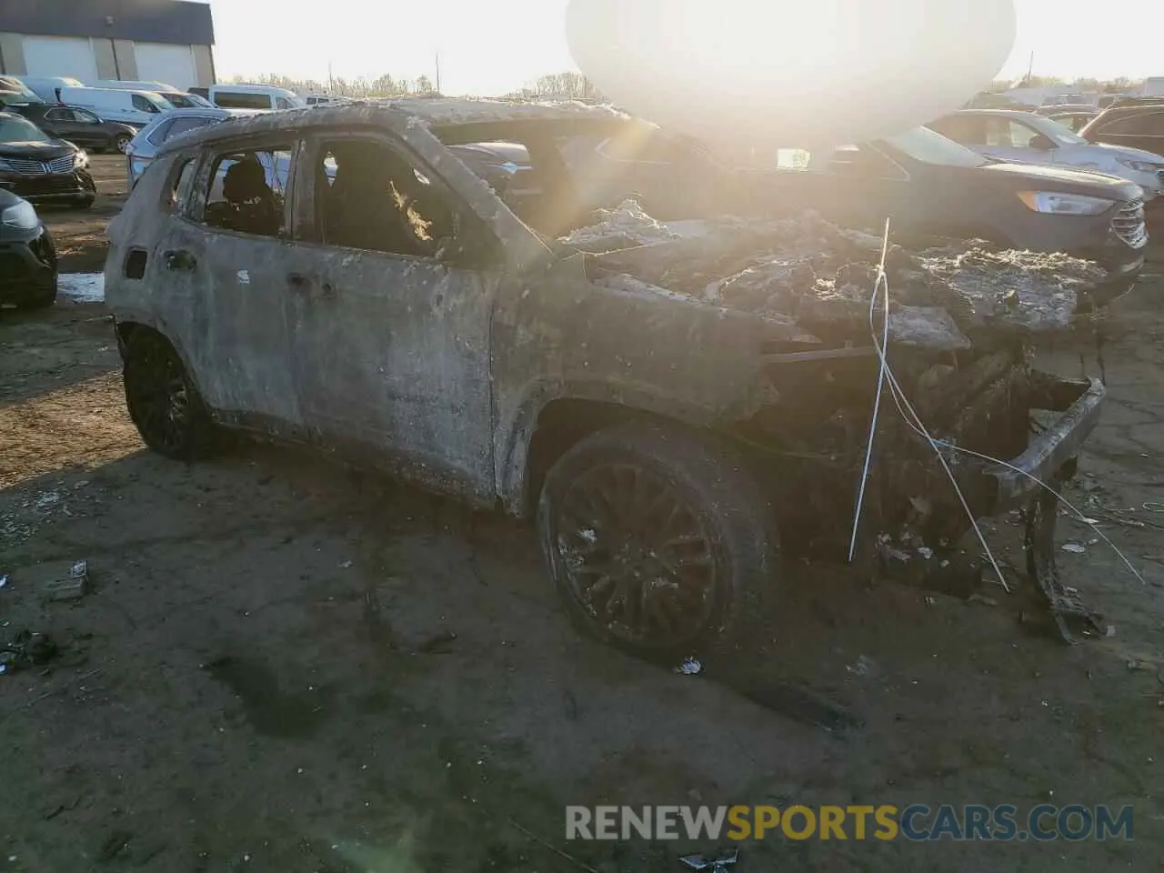 4 Фотография поврежденного автомобиля 3C4NJDCB3NT112101 JEEP COMPASS 2022
