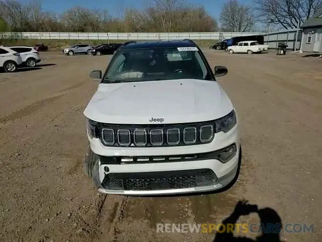 14 Photograph of a damaged car 3C4NJDCB3NT132509 JEEP COMPASS 2022