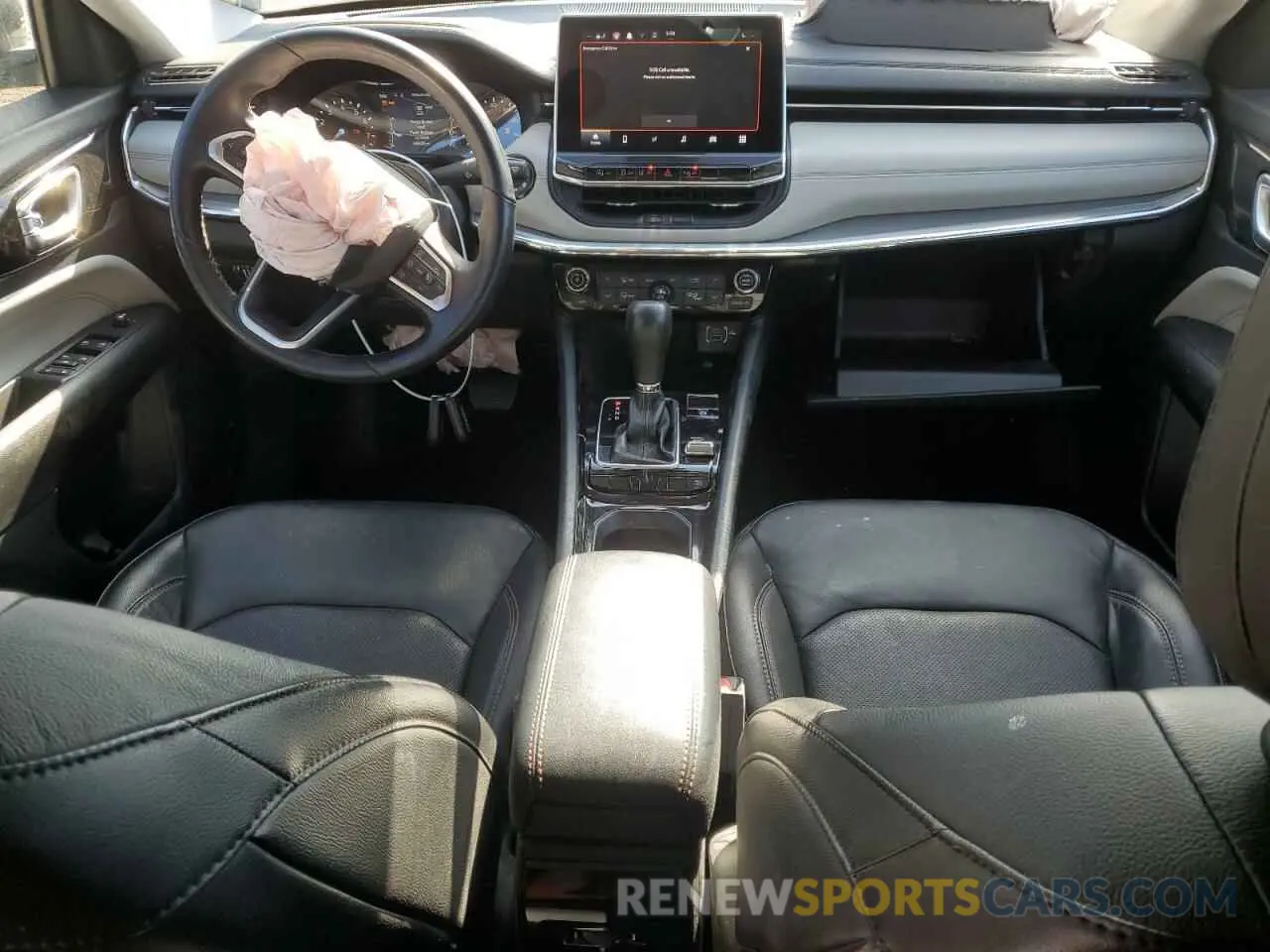 8 Photograph of a damaged car 3C4NJDCB3NT132509 JEEP COMPASS 2022