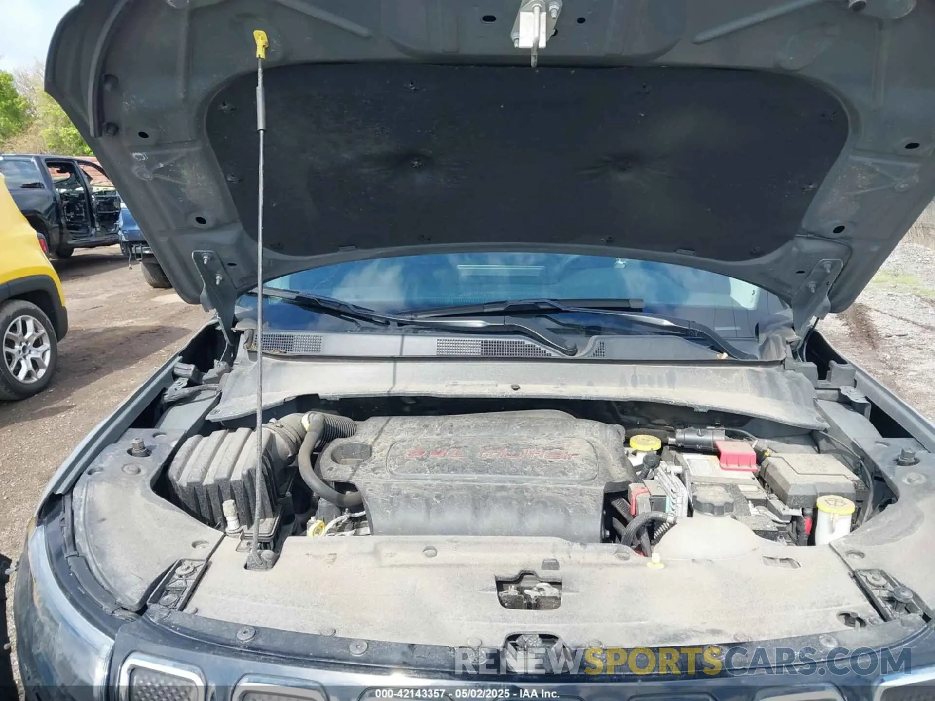 10 Photograph of a damaged car 3C4NJDCB3NT145518 JEEP COMPASS 2022