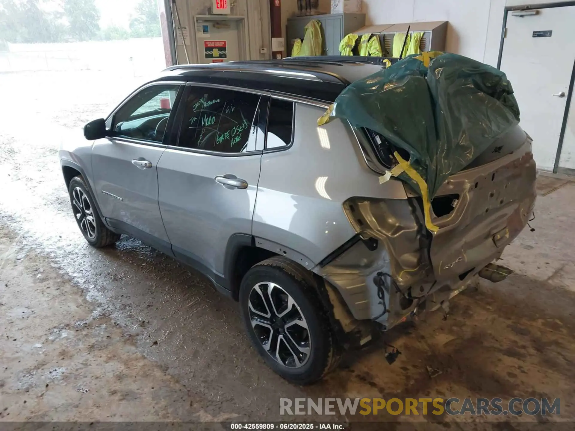 3 Фотография поврежденного автомобиля 3C4NJDCB3NT153697 JEEP COMPASS 2022