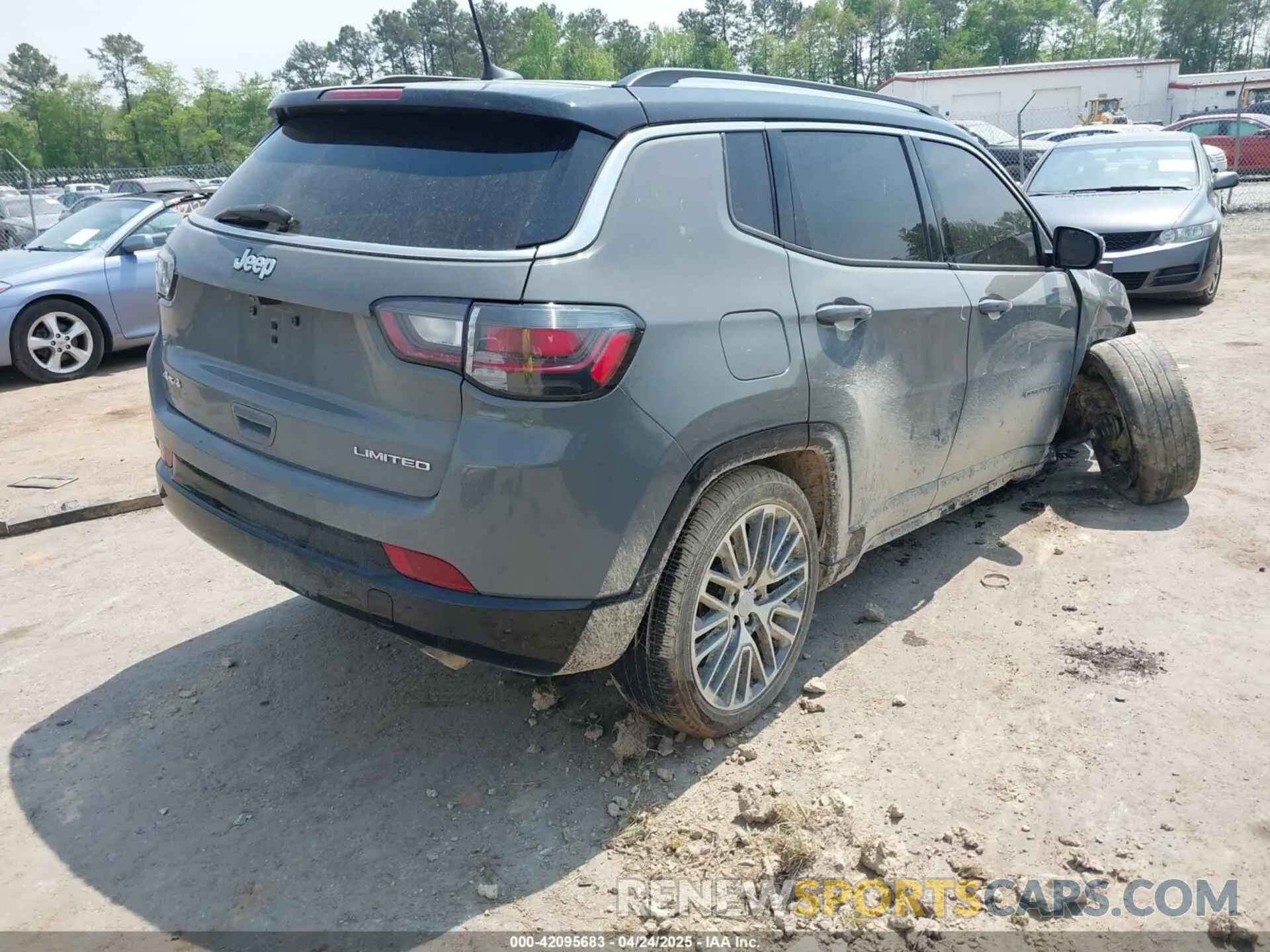 4 Photograph of a damaged car 3C4NJDCB4NT158729 JEEP COMPASS 2022