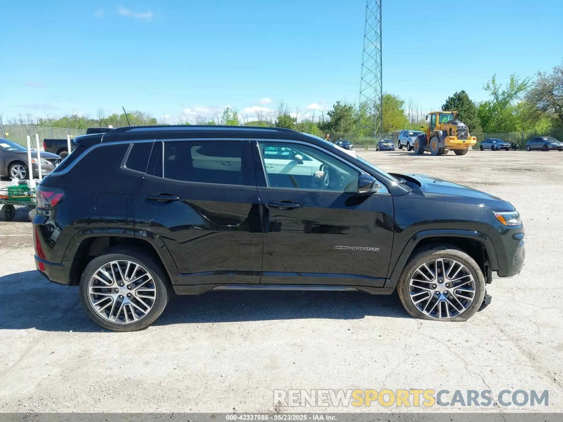 12 Photograph of a damaged car 3C4NJDCB4NT189558 JEEP COMPASS 2022