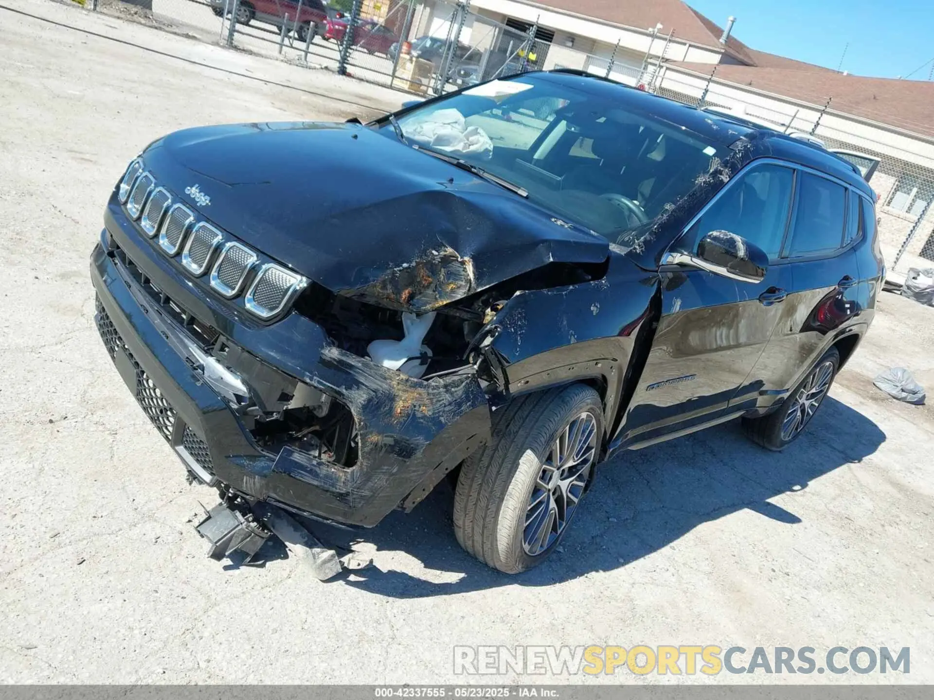 2 Photograph of a damaged car 3C4NJDCB4NT189558 JEEP COMPASS 2022