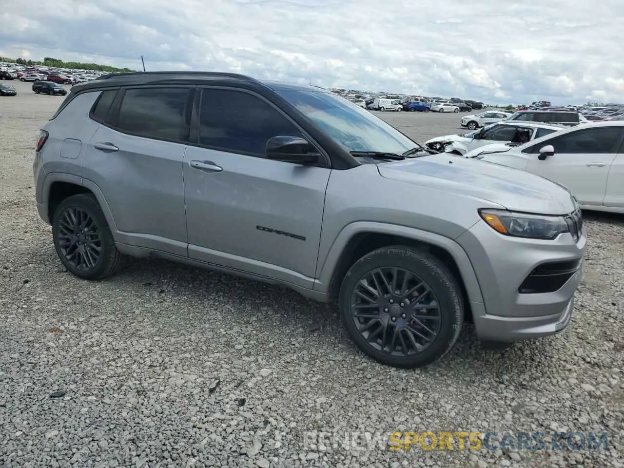 4 Photograph of a damaged car 3C4NJDCB6NT104462 JEEP COMPASS 2022
