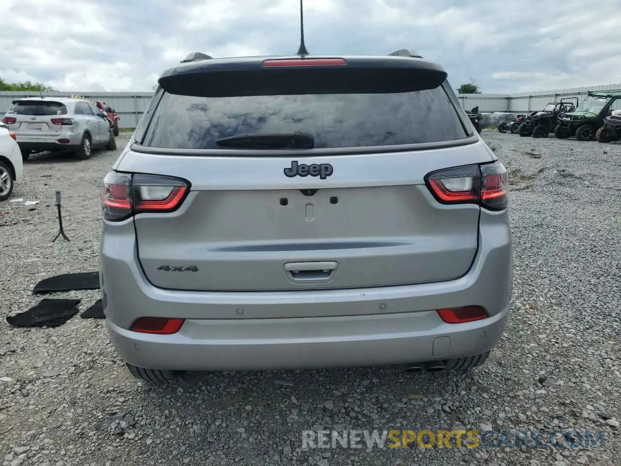 6 Photograph of a damaged car 3C4NJDCB6NT104462 JEEP COMPASS 2022