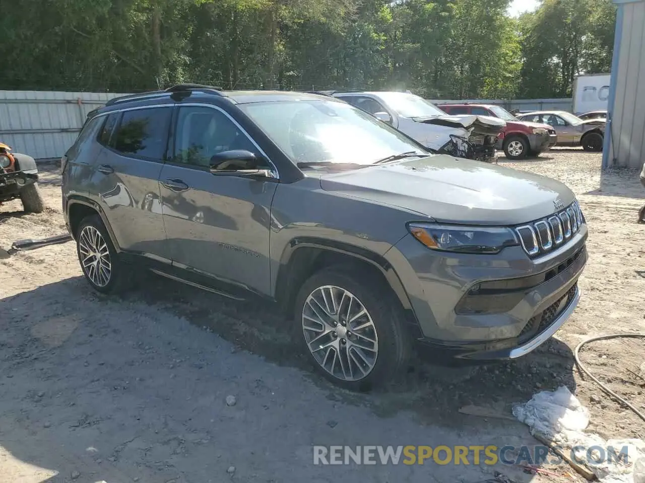 4 Photograph of a damaged car 3C4NJDCB6NT115980 JEEP COMPASS 2022