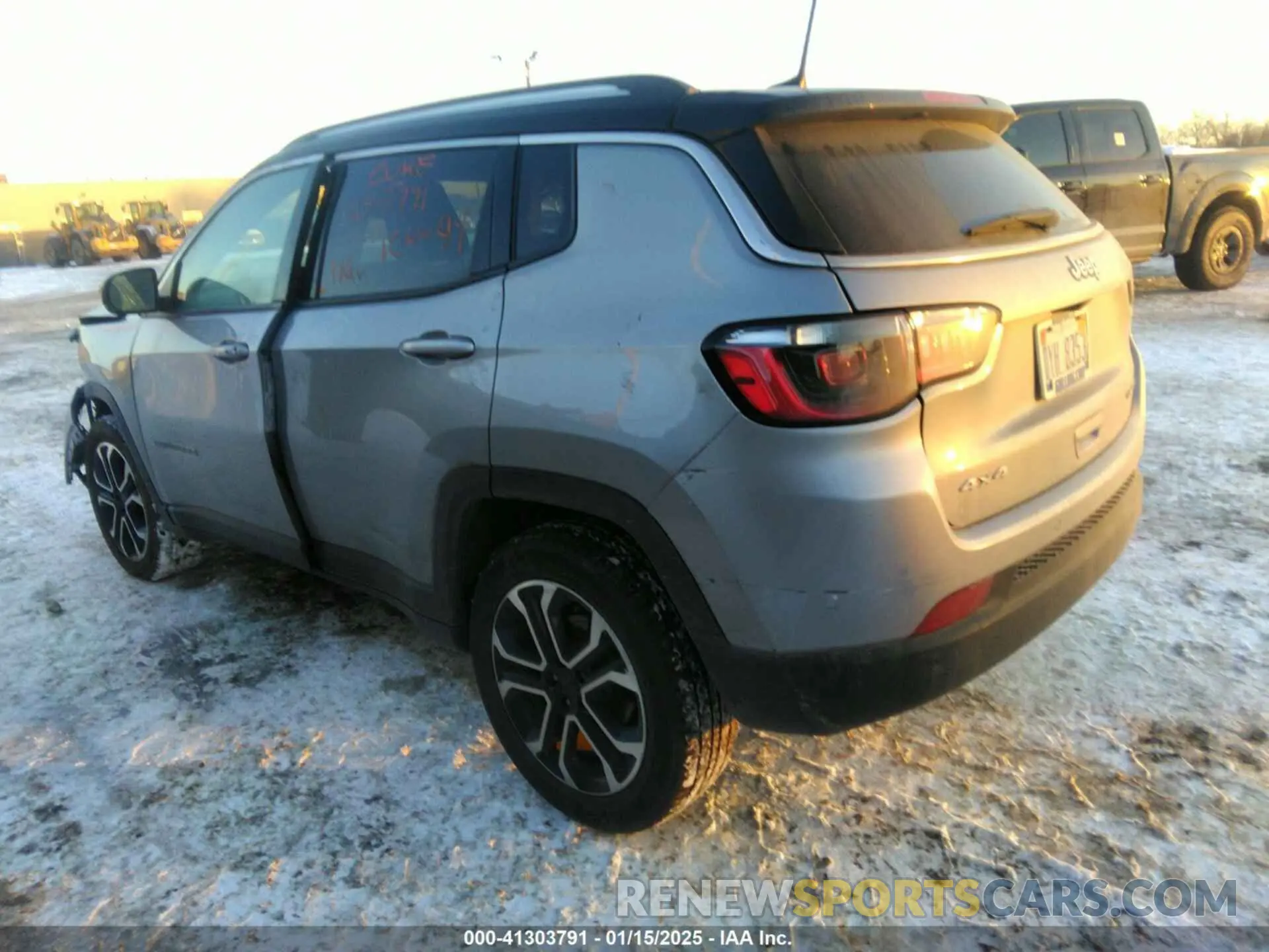 3 Фотография поврежденного автомобиля 3C4NJDCB7NT104499 JEEP COMPASS 2022