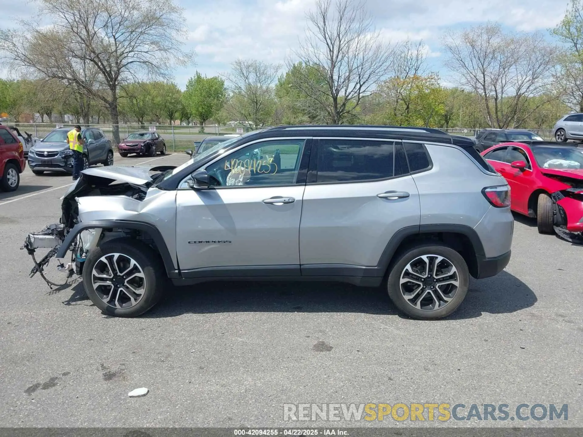 13 Photograph of a damaged car 3C4NJDCB8NT102888 JEEP COMPASS 2022