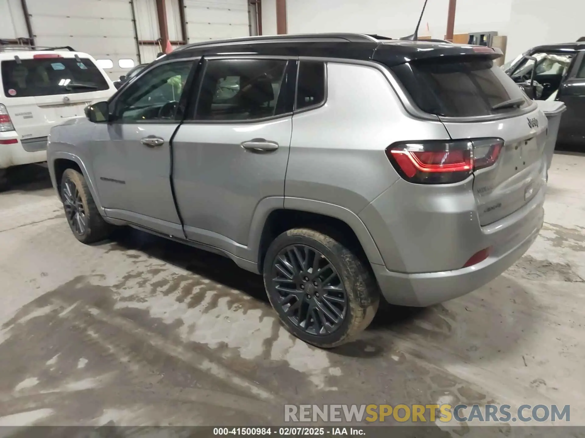 3 Фотография поврежденного автомобиля 3C4NJDCB8NT109002 JEEP COMPASS 2022