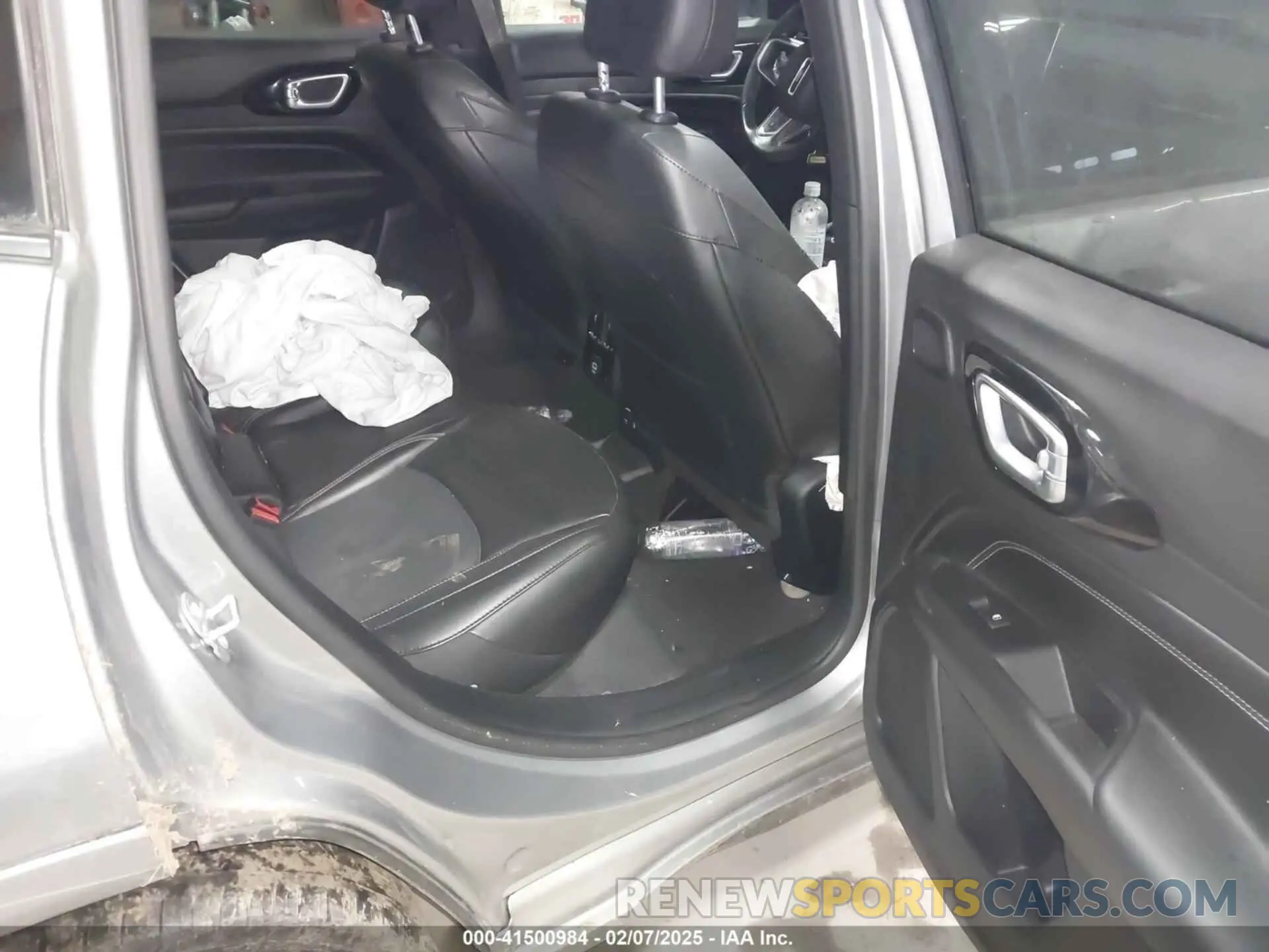 8 Фотография поврежденного автомобиля 3C4NJDCB8NT109002 JEEP COMPASS 2022