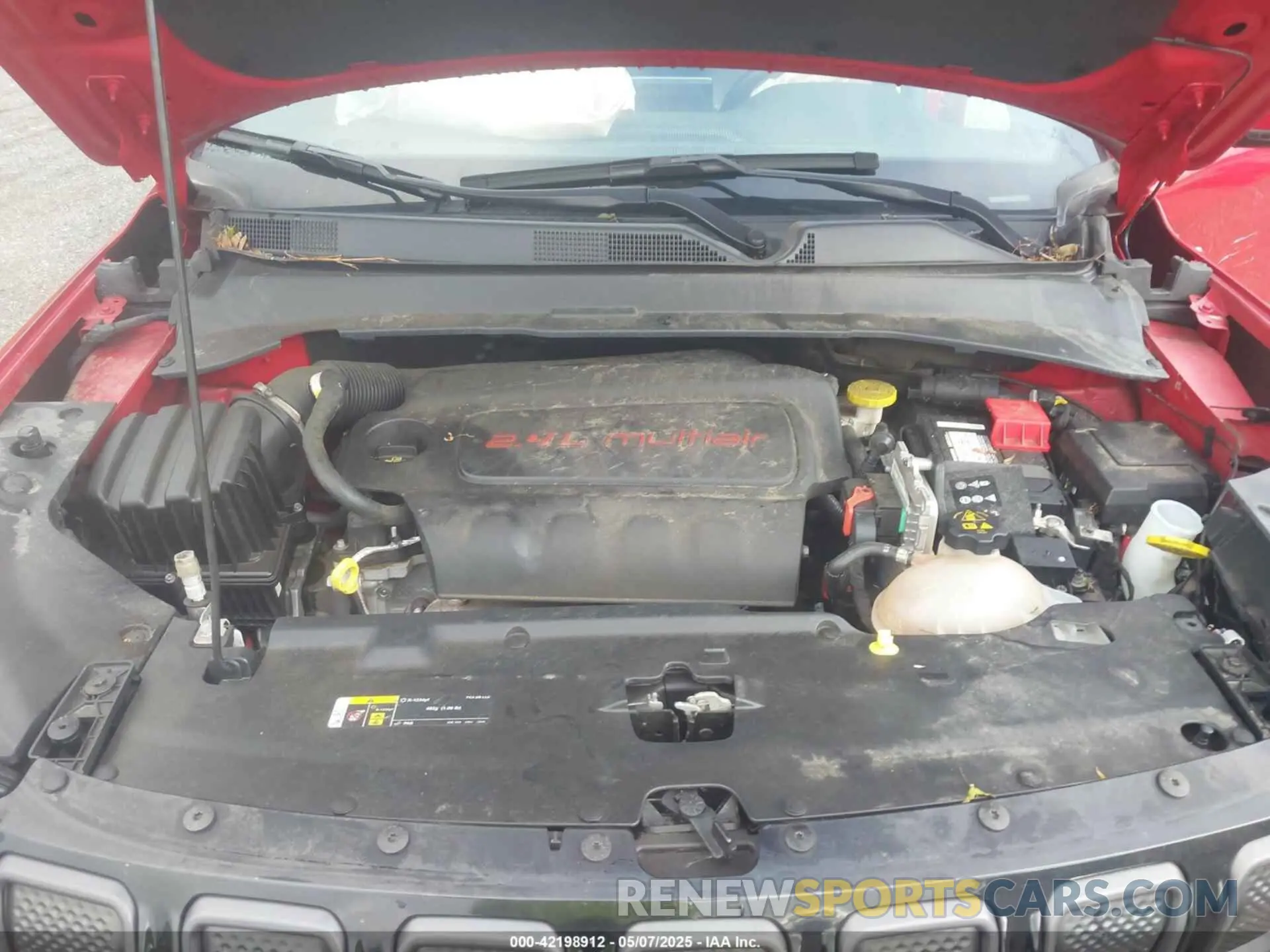 10 Фотография поврежденного автомобиля 3C4NJDCB9NT136225 JEEP COMPASS 2022