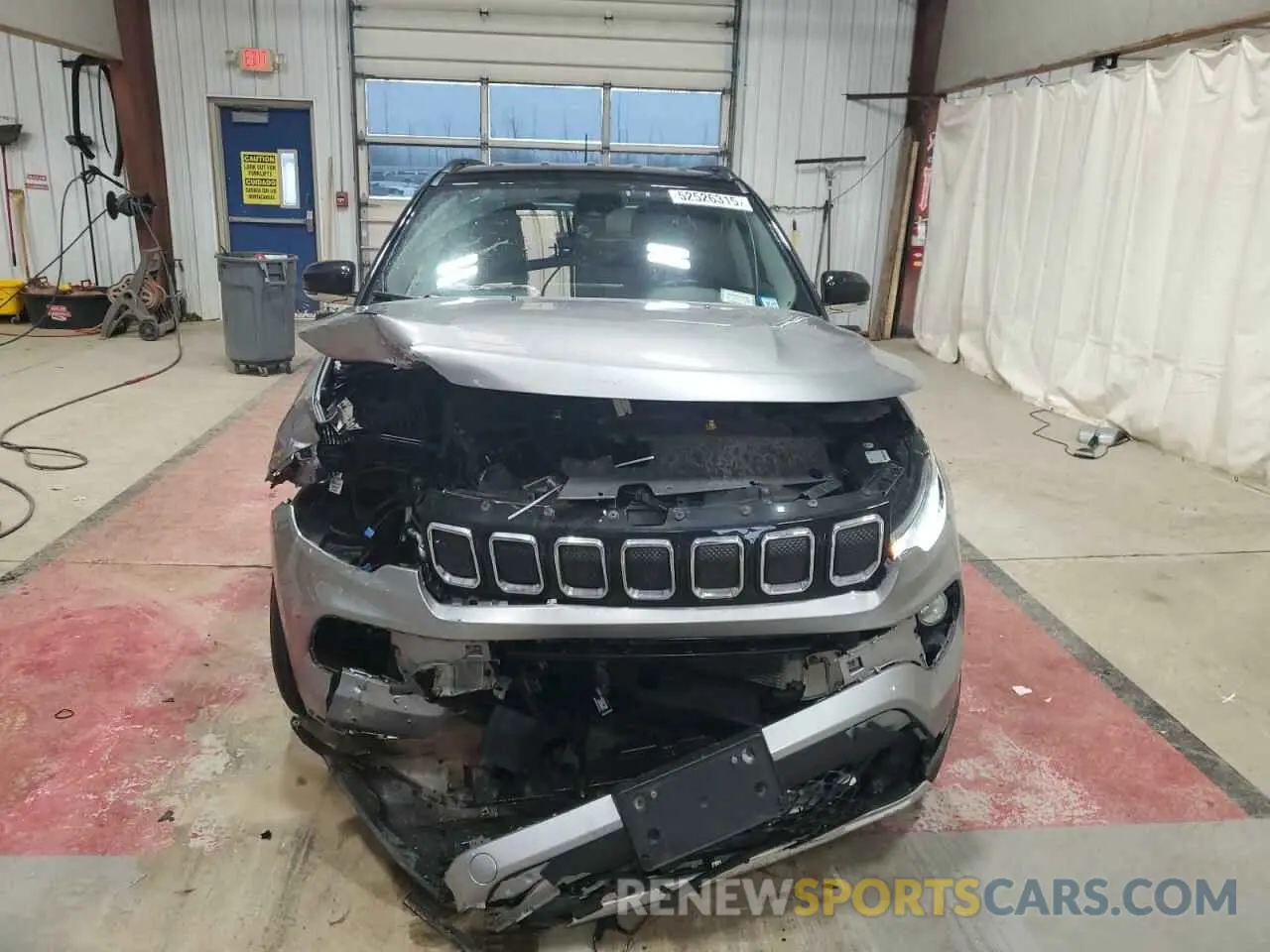5 Фотография поврежденного автомобиля 3C4NJDCBXNT187331 JEEP COMPASS 2022