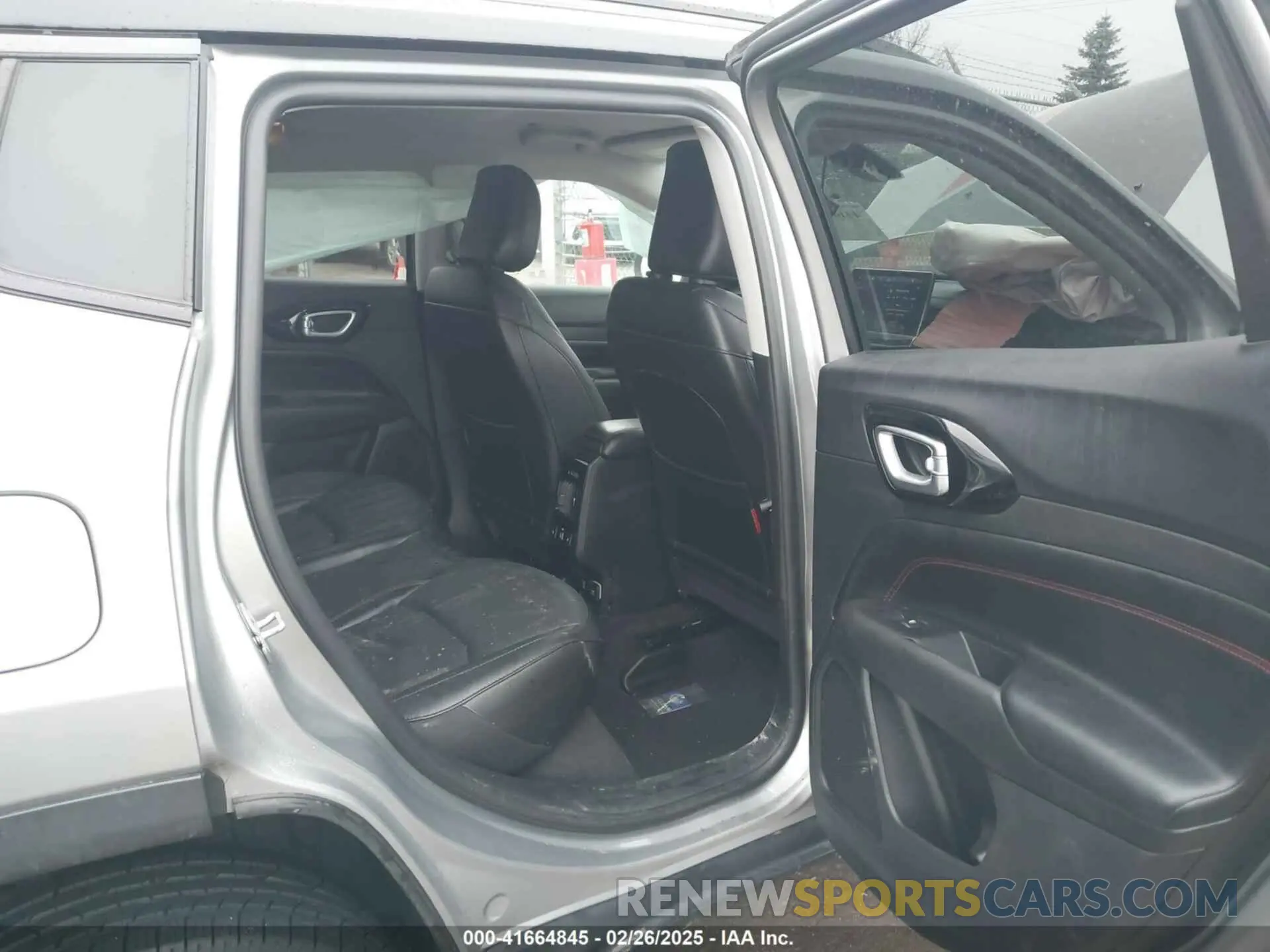 8 Фотография поврежденного автомобиля 3C4NJDDB3NT128118 JEEP COMPASS 2022
