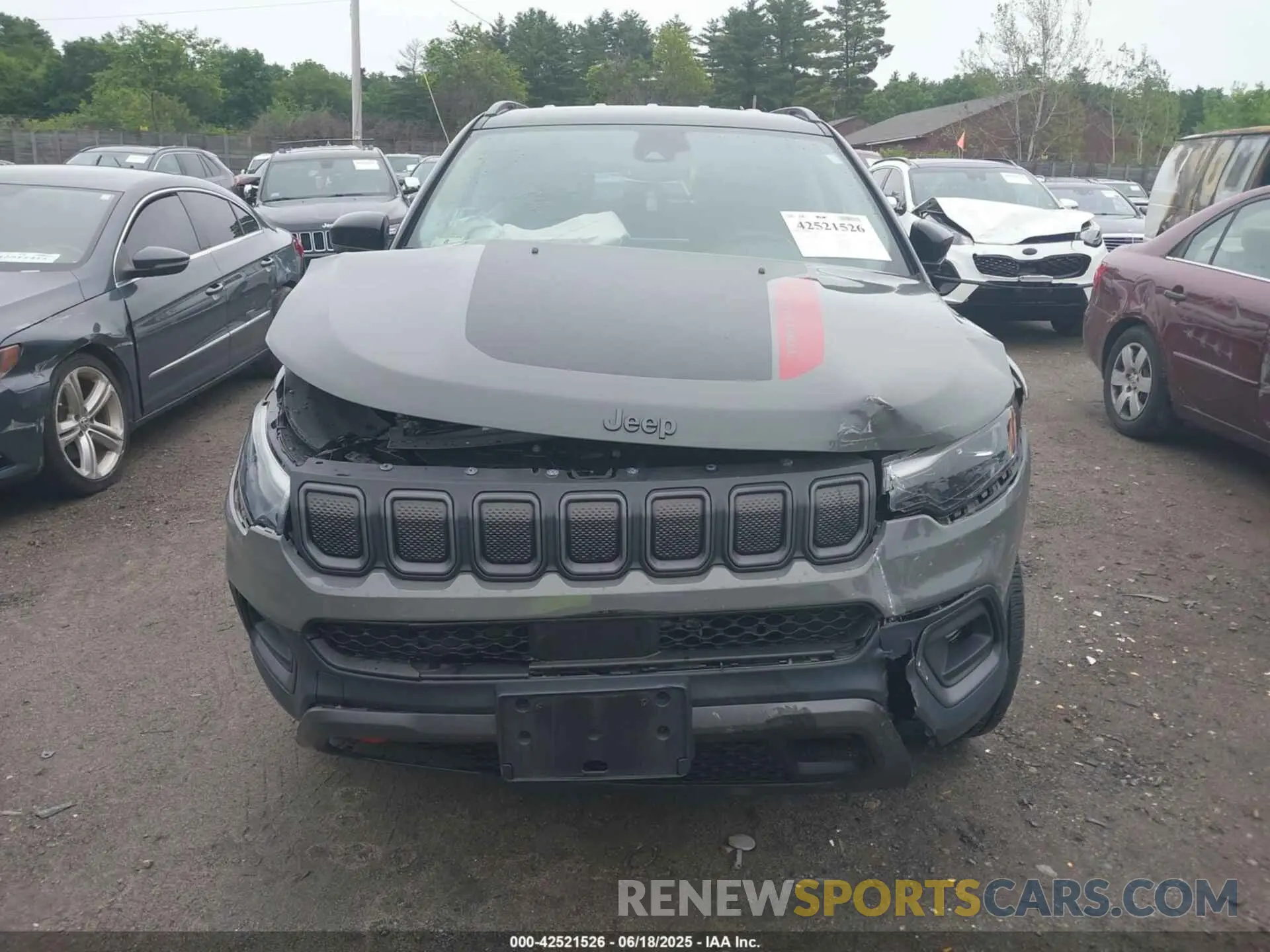 12 Photograph of a damaged car 3C4NJDDB4NT193706 JEEP COMPASS 2022