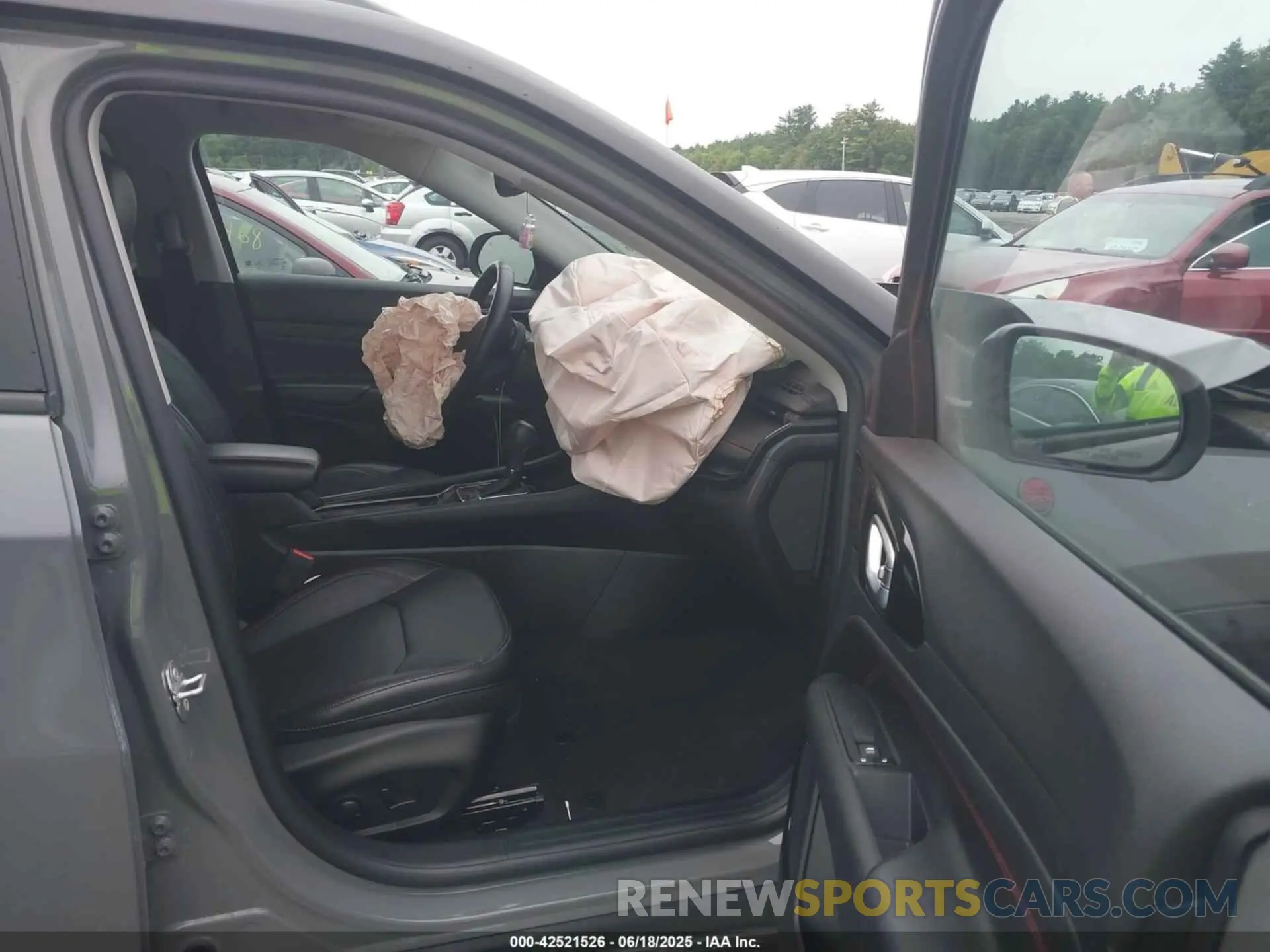5 Photograph of a damaged car 3C4NJDDB4NT193706 JEEP COMPASS 2022