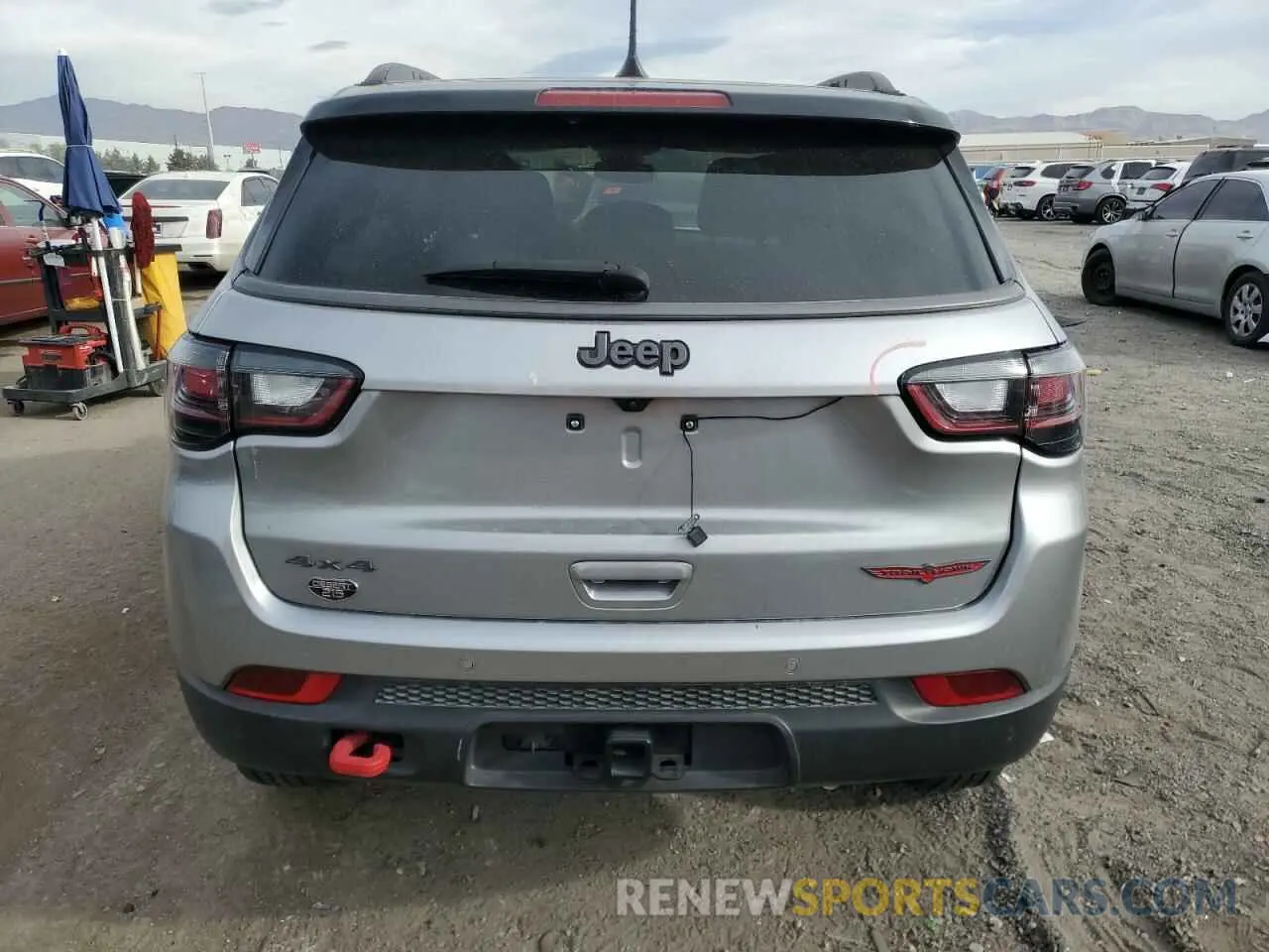 6 Photograph of a damaged car 3C4NJDDB7NT115212 JEEP COMPASS 2022