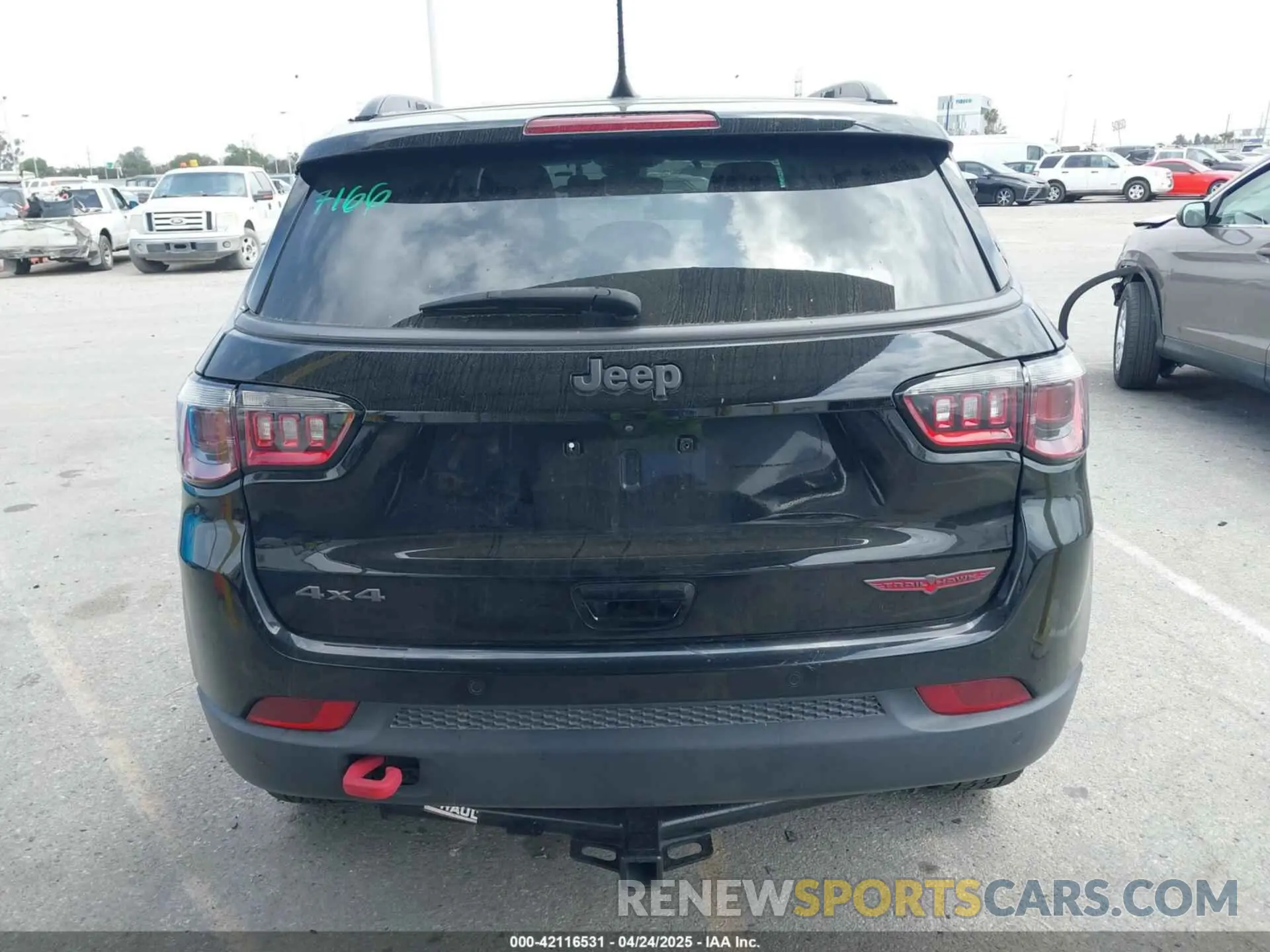 16 Photograph of a damaged car 3C4NJDDB8NT107992 JEEP COMPASS 2022