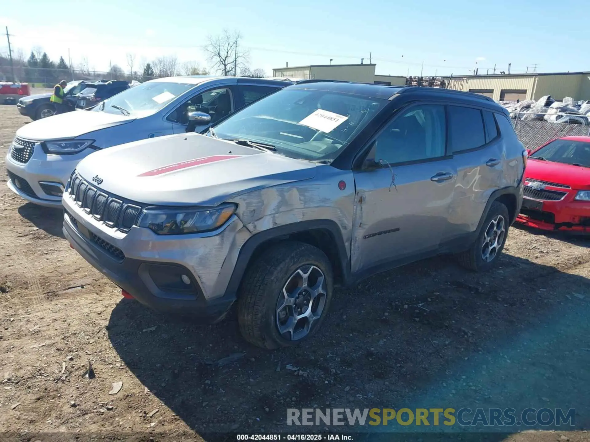 2 Фотография поврежденного автомобиля 3C4NJDDB8NT192316 JEEP COMPASS 2022