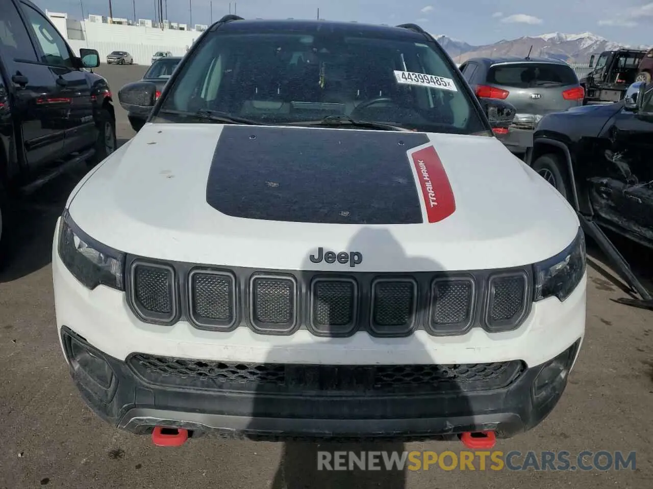 5 Photograph of a damaged car 3C4NJDDB8NT209910 JEEP COMPASS 2022
