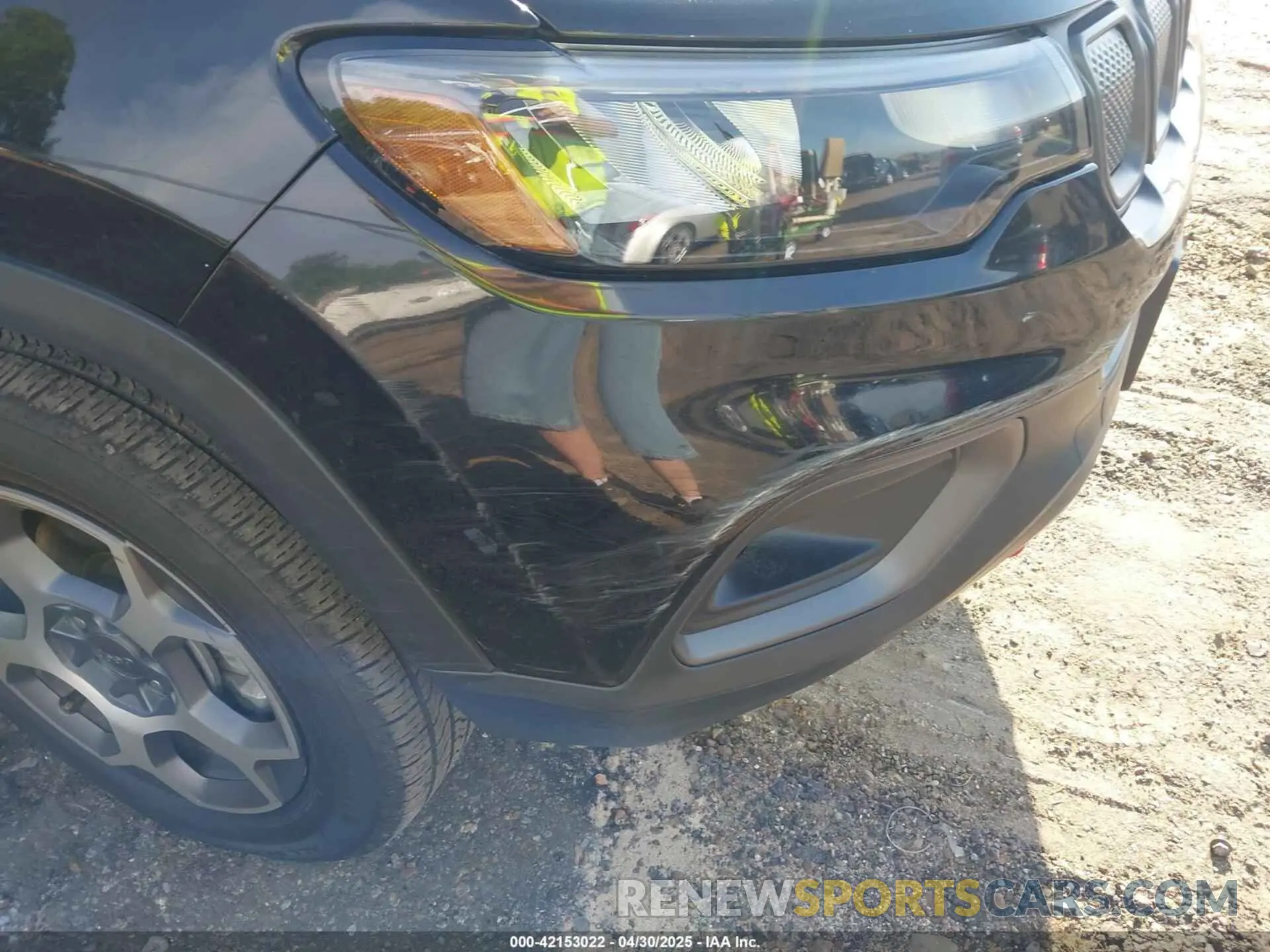 19 Photograph of a damaged car 3C4NJDDB8NT226237 JEEP COMPASS 2022