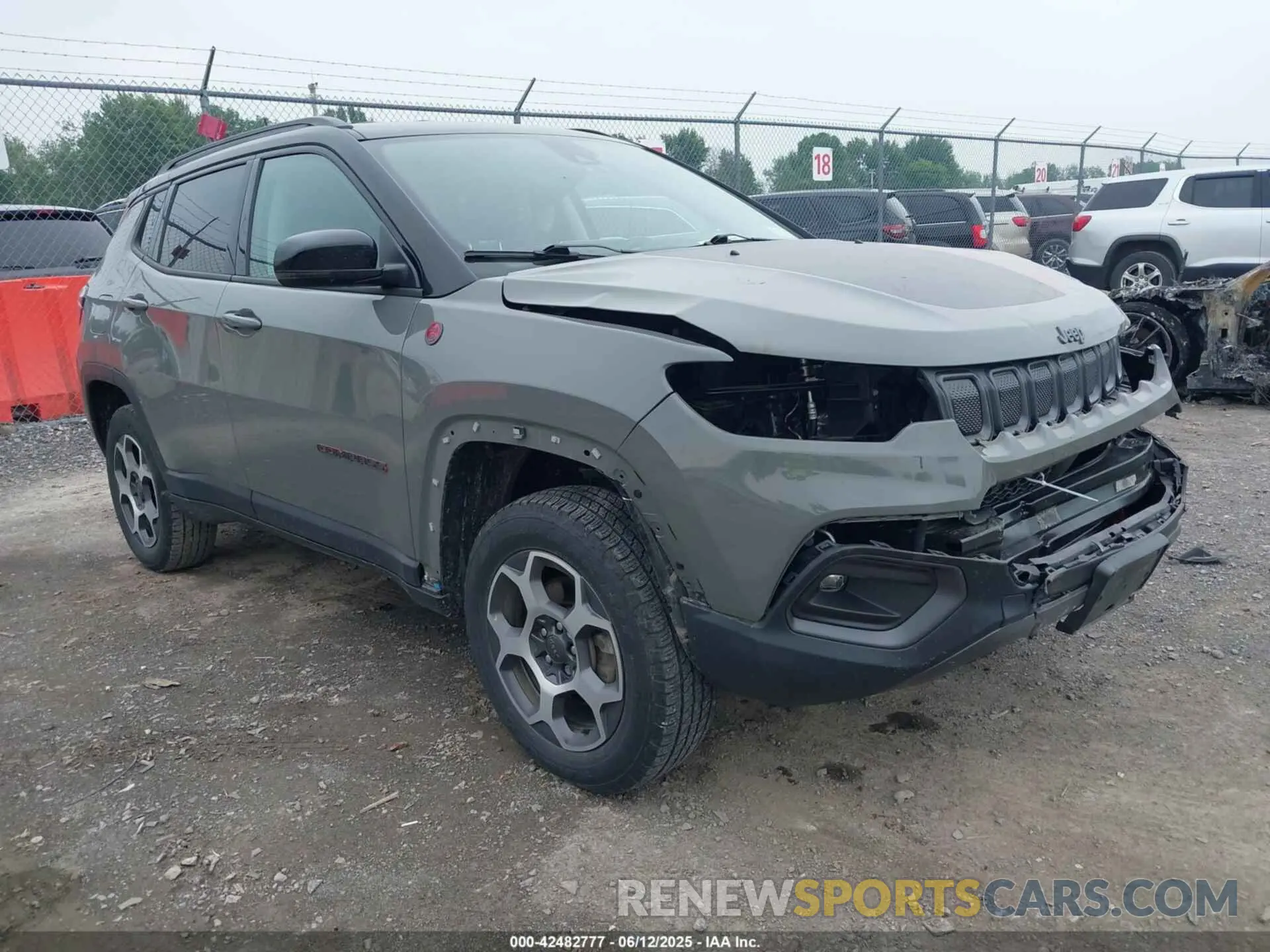 1 Фотография поврежденного автомобиля 3C4NJDDB9NT193703 JEEP COMPASS 2022