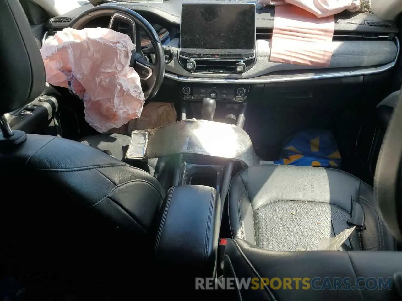 8 Фотография поврежденного автомобиля 3C4NJDFB0NT113878 JEEP COMPASS 2022
