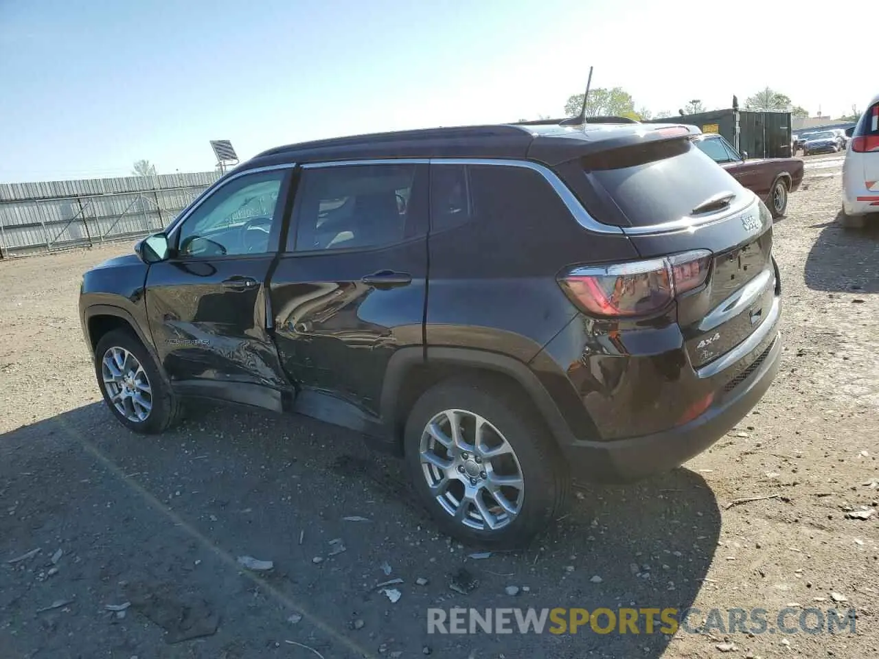 2 Photograph of a damaged car 3C4NJDFB0NT151739 JEEP COMPASS 2022
