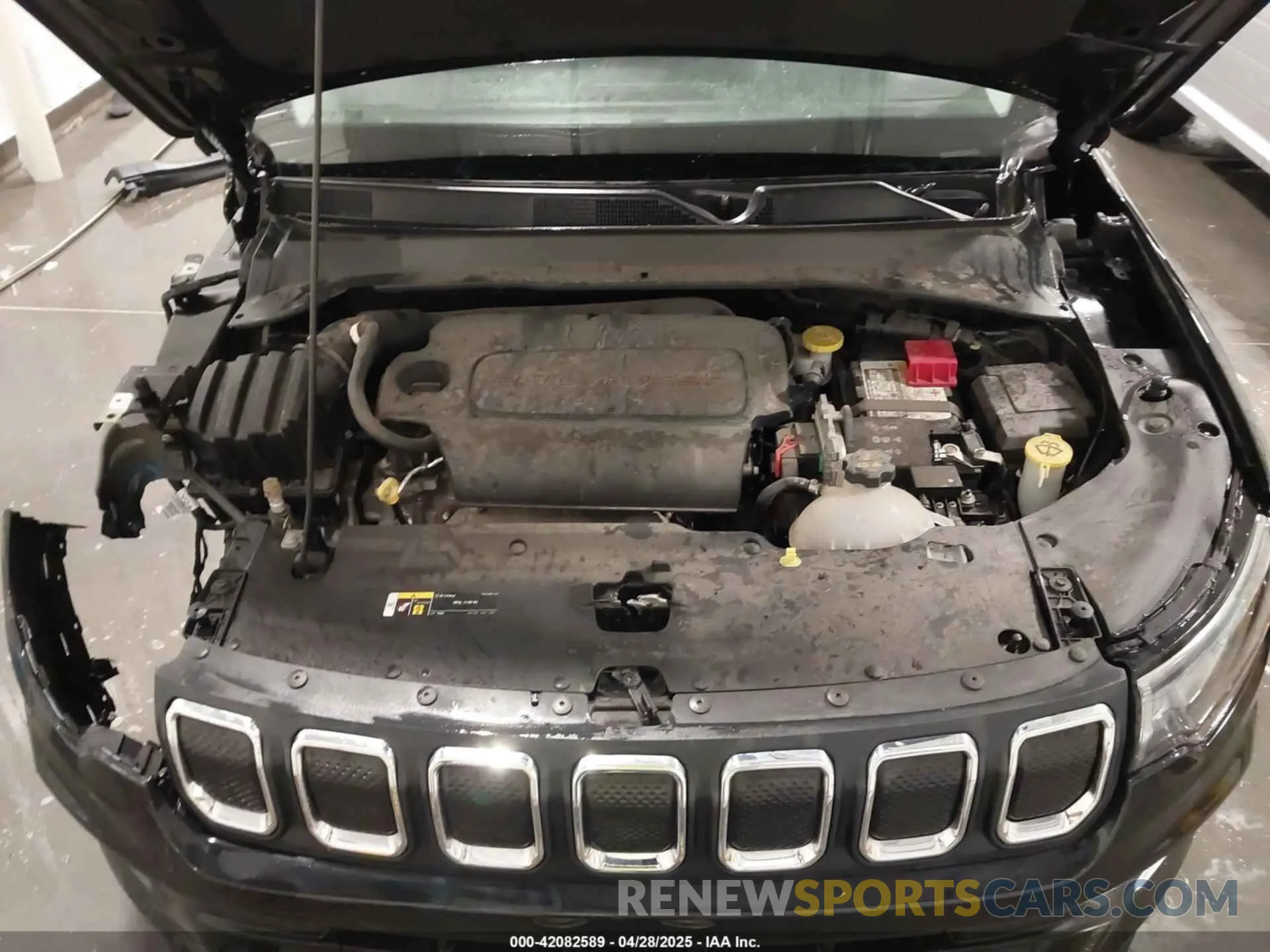 10 Photograph of a damaged car 3C4NJDFB3NT211822 JEEP COMPASS 2022