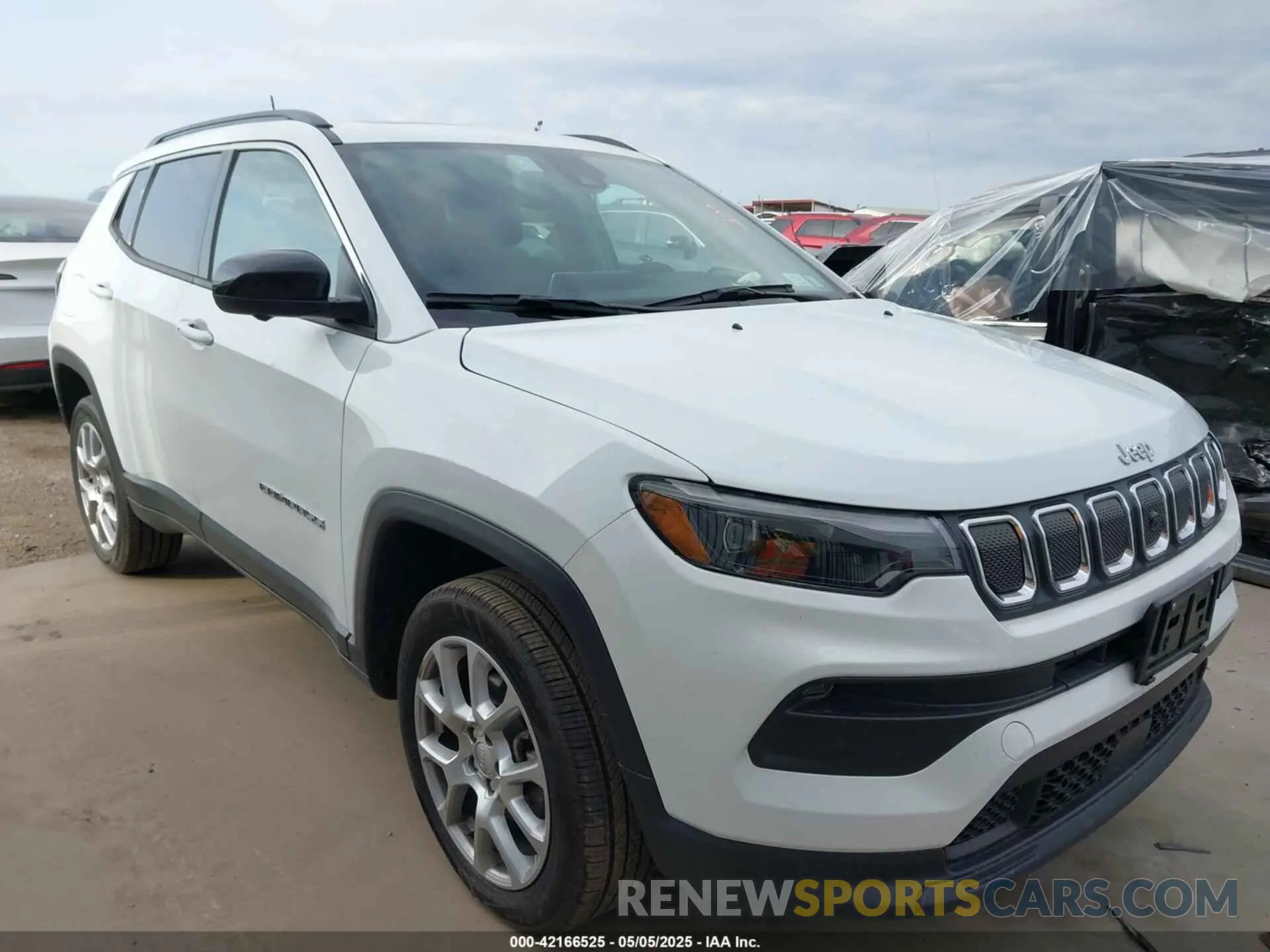 1 Фотография поврежденного автомобиля 3C4NJDFB4NT209450 JEEP COMPASS 2022