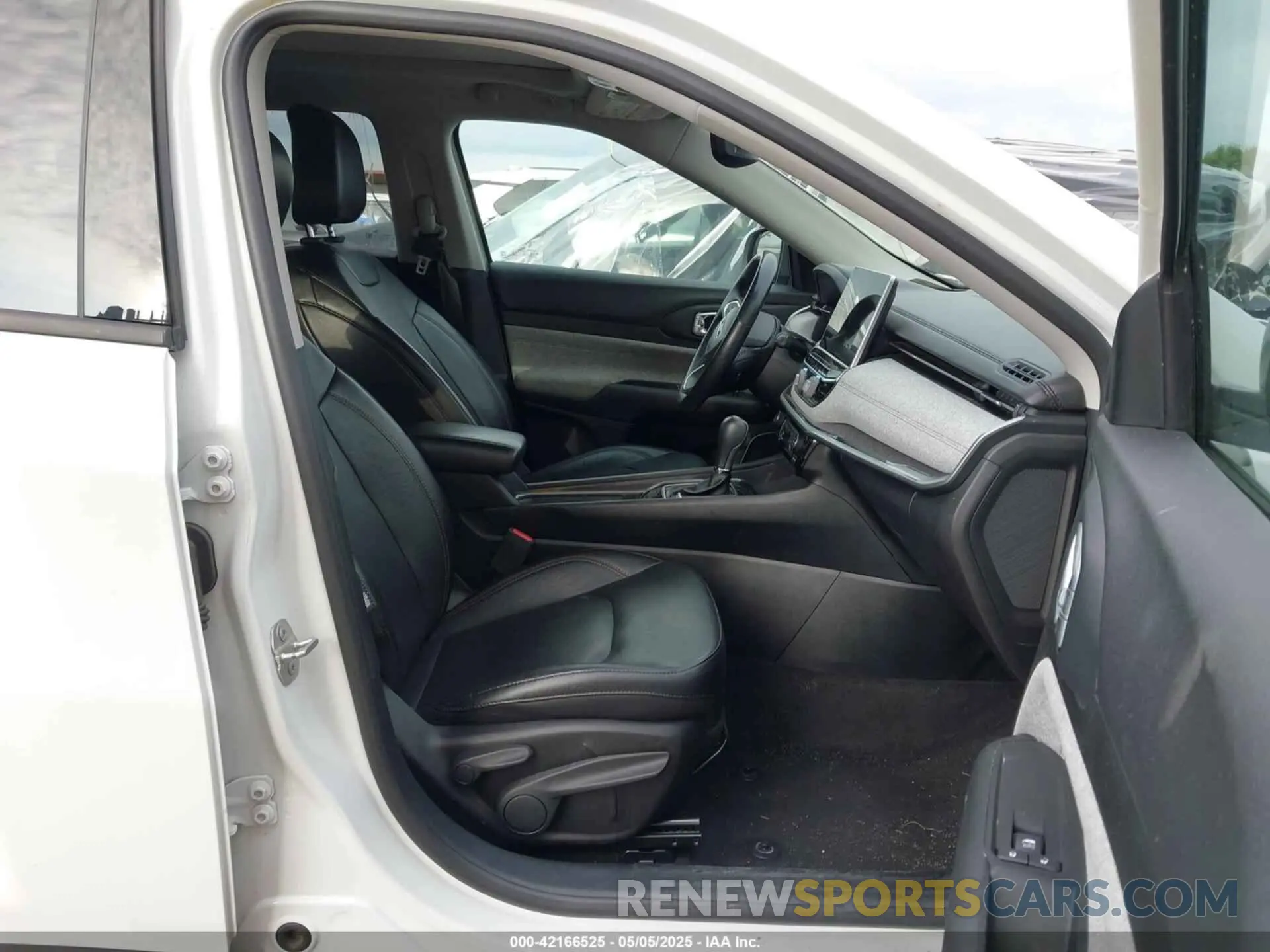 5 Фотография поврежденного автомобиля 3C4NJDFB4NT209450 JEEP COMPASS 2022