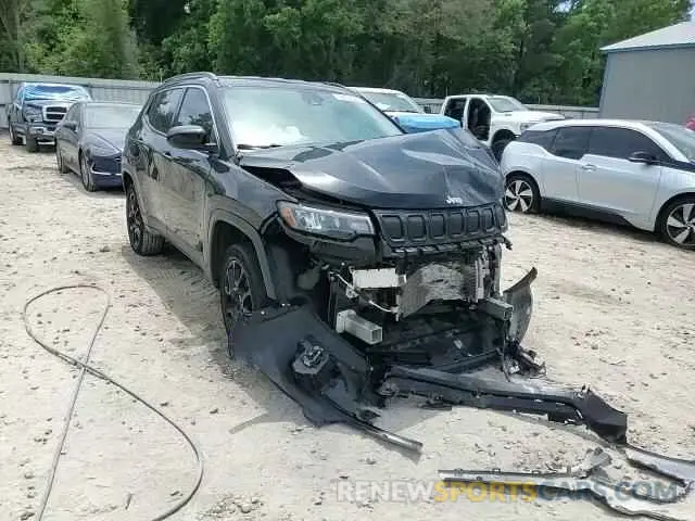 13 Photograph of a damaged car 3C4NJDFB5NT131065 JEEP COMPASS 2022