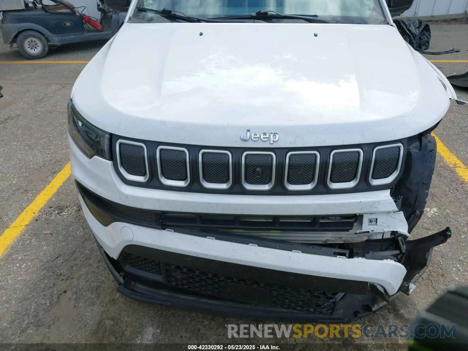 6 Photograph of a damaged car 3C4NJDFB7NT112307 JEEP COMPASS 2022