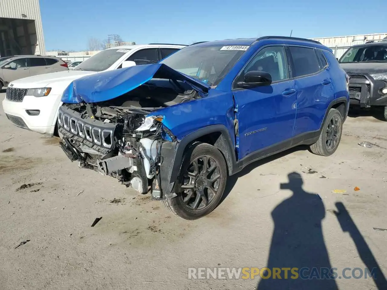1 Фотография поврежденного автомобиля 3C4NJDFB7NT125591 JEEP COMPASS 2022