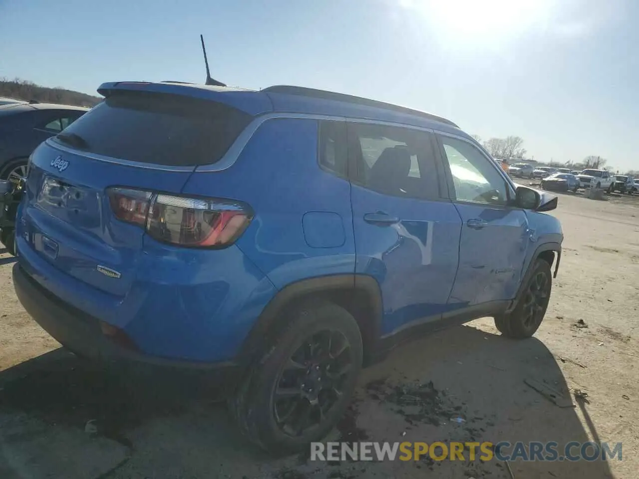 3 Фотография поврежденного автомобиля 3C4NJDFB7NT125591 JEEP COMPASS 2022