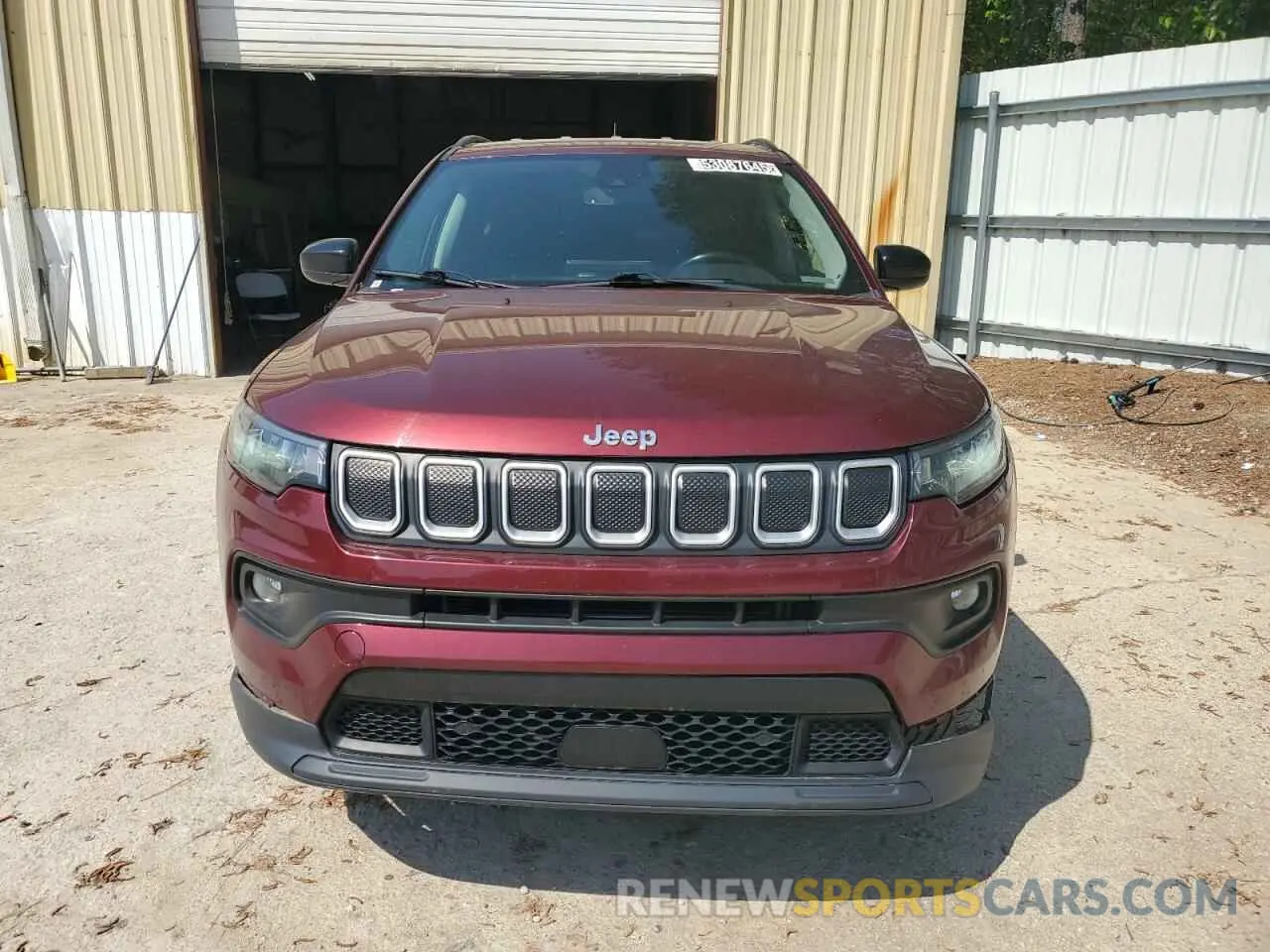5 Photograph of a damaged car 3C4NJDFB7NT129558 JEEP COMPASS 2022