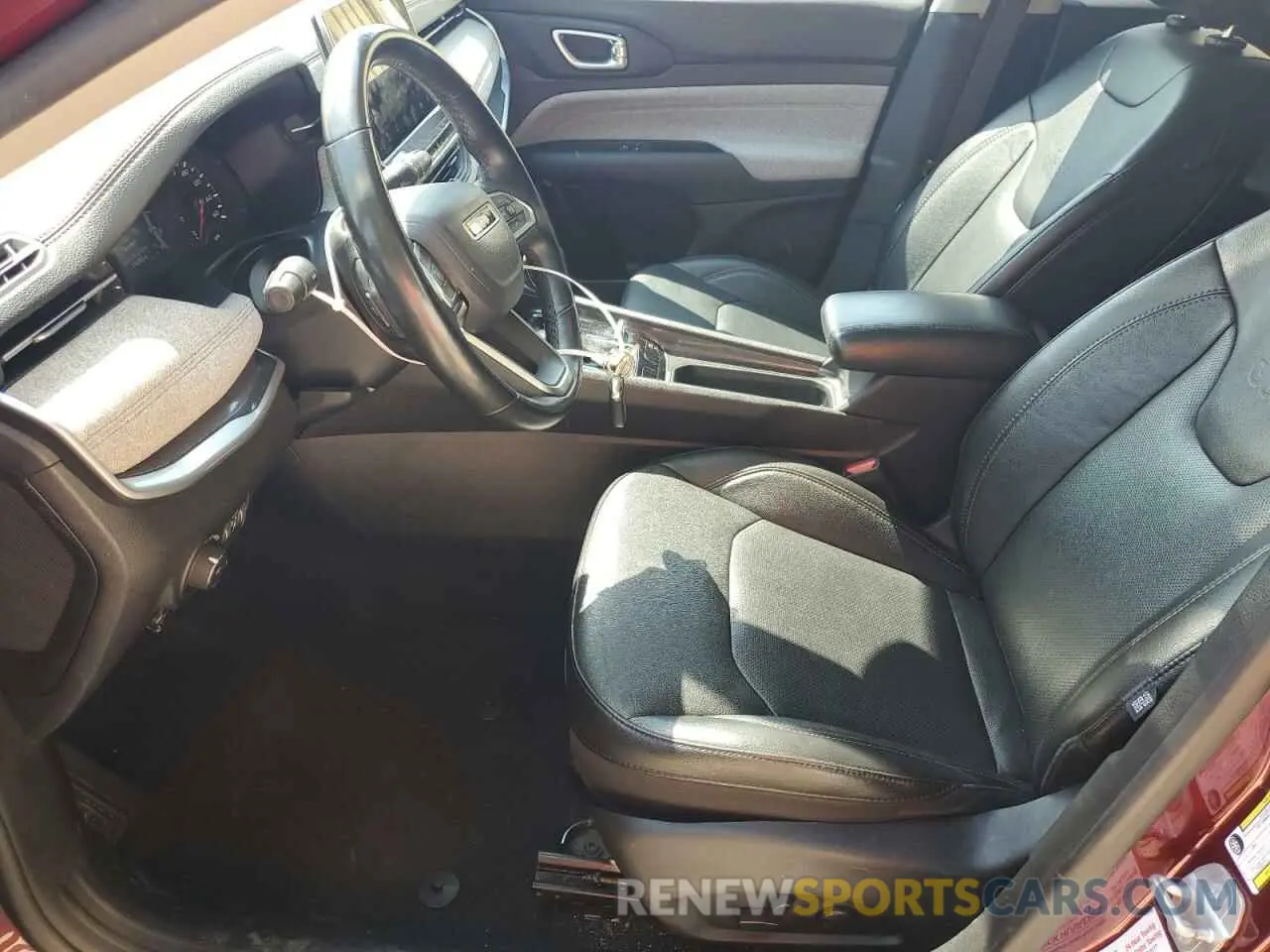 7 Photograph of a damaged car 3C4NJDFB7NT129558 JEEP COMPASS 2022